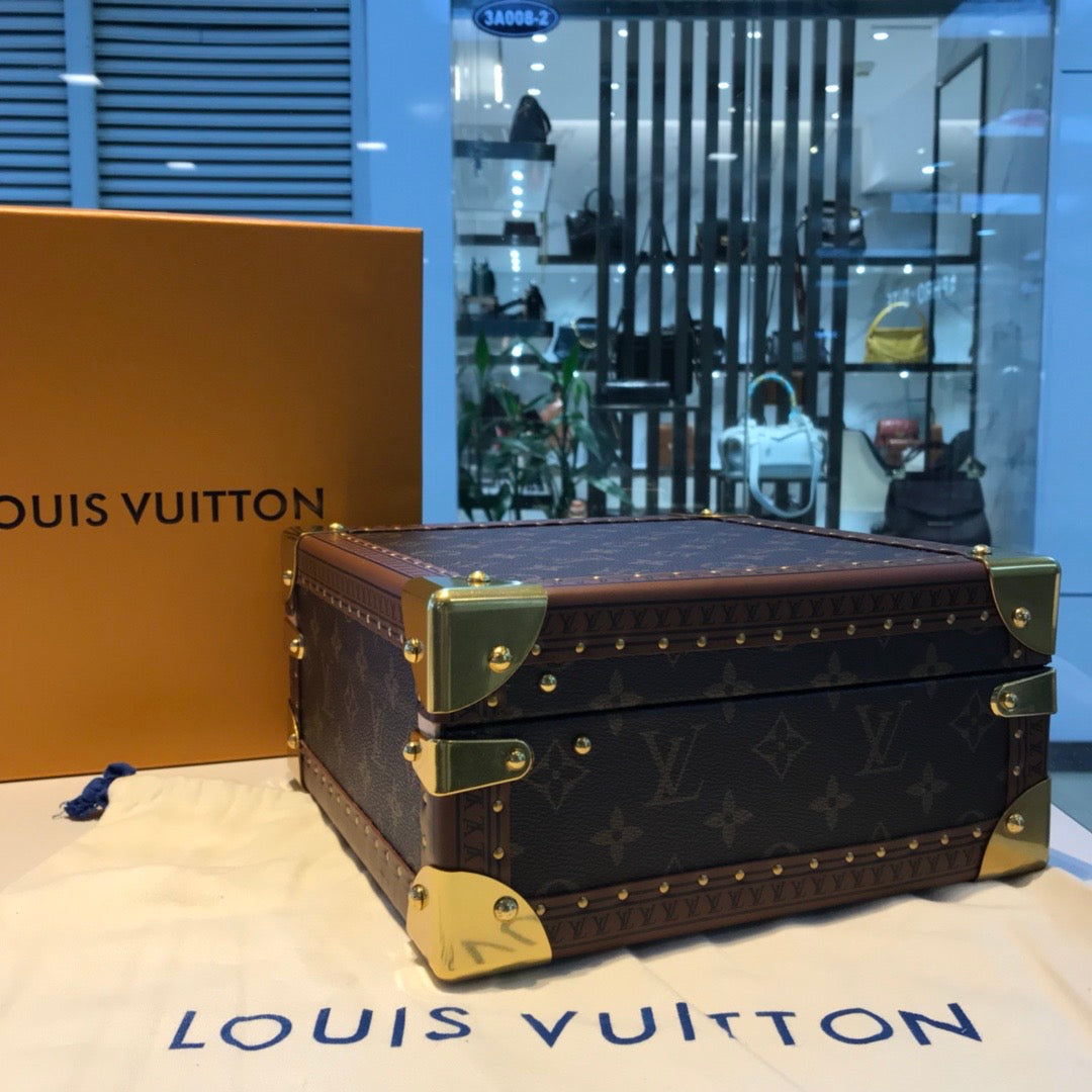 [TOP] Louis Vuitton LV Jewelry Box 23×11×23 cm - Tan