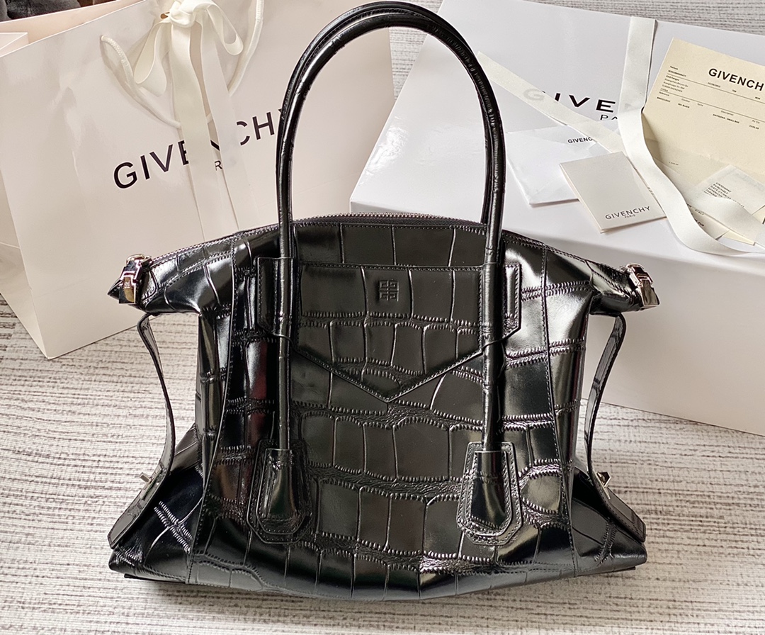 [TOP] GIVENCHY Antigona Lock Leather Handbag 44*34*7 - Black