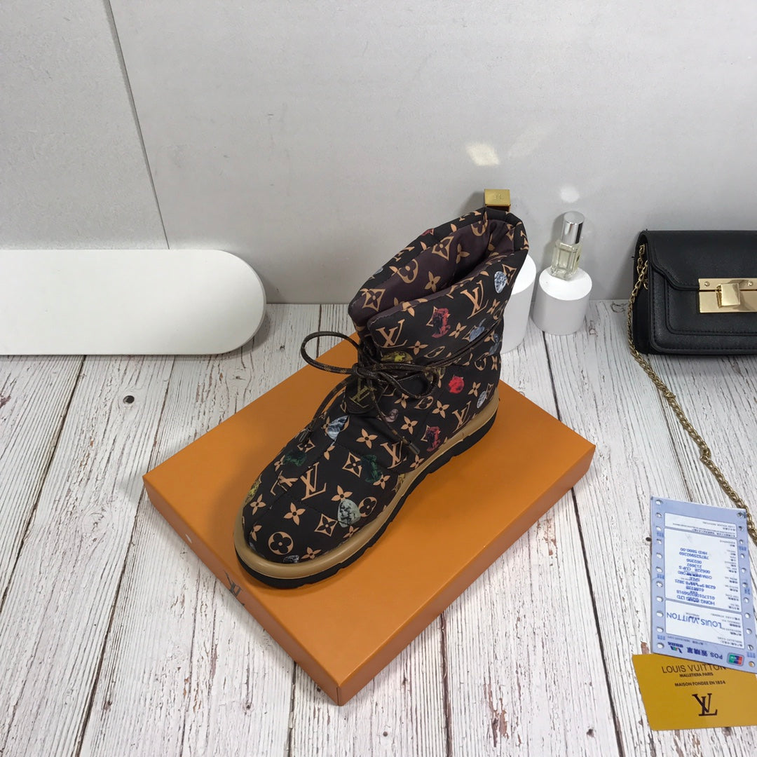 [TOP] Louis Vuitton LV L*V Pillow Comfort Fornasetti Ankle Boots