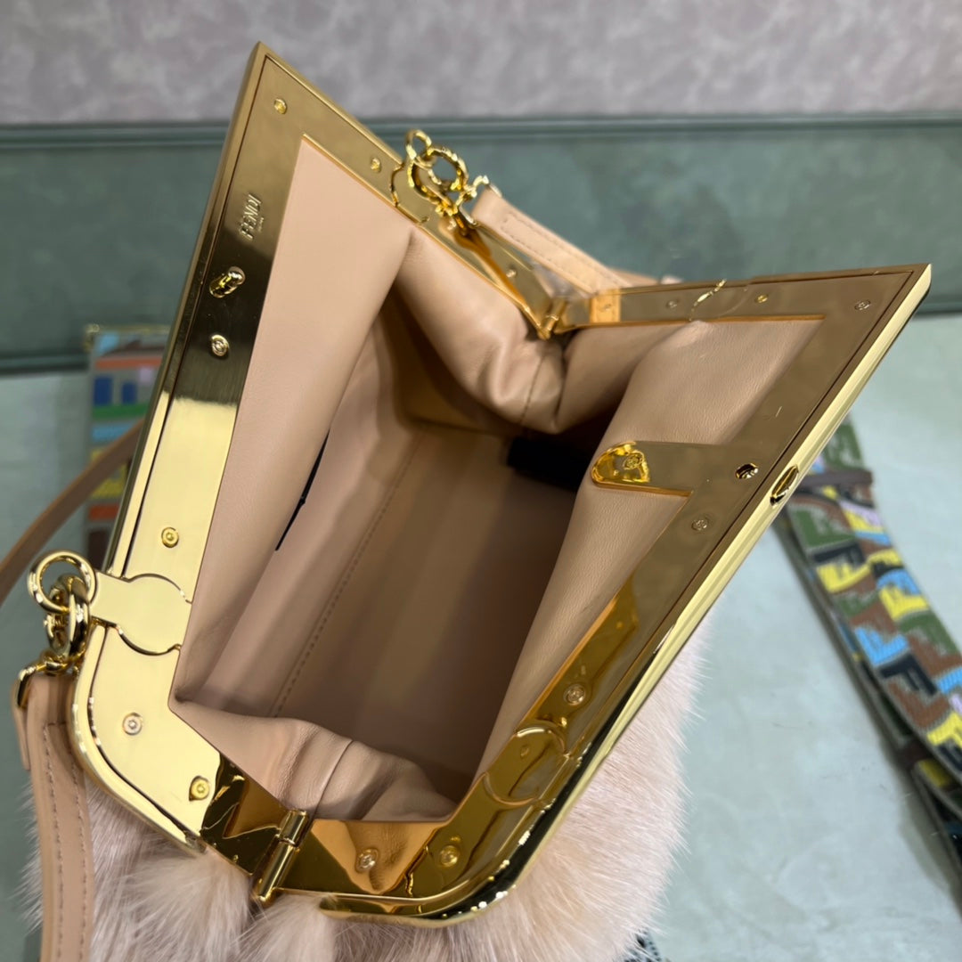[TOP] FENDI Small First Mink Bag - Nude Pink