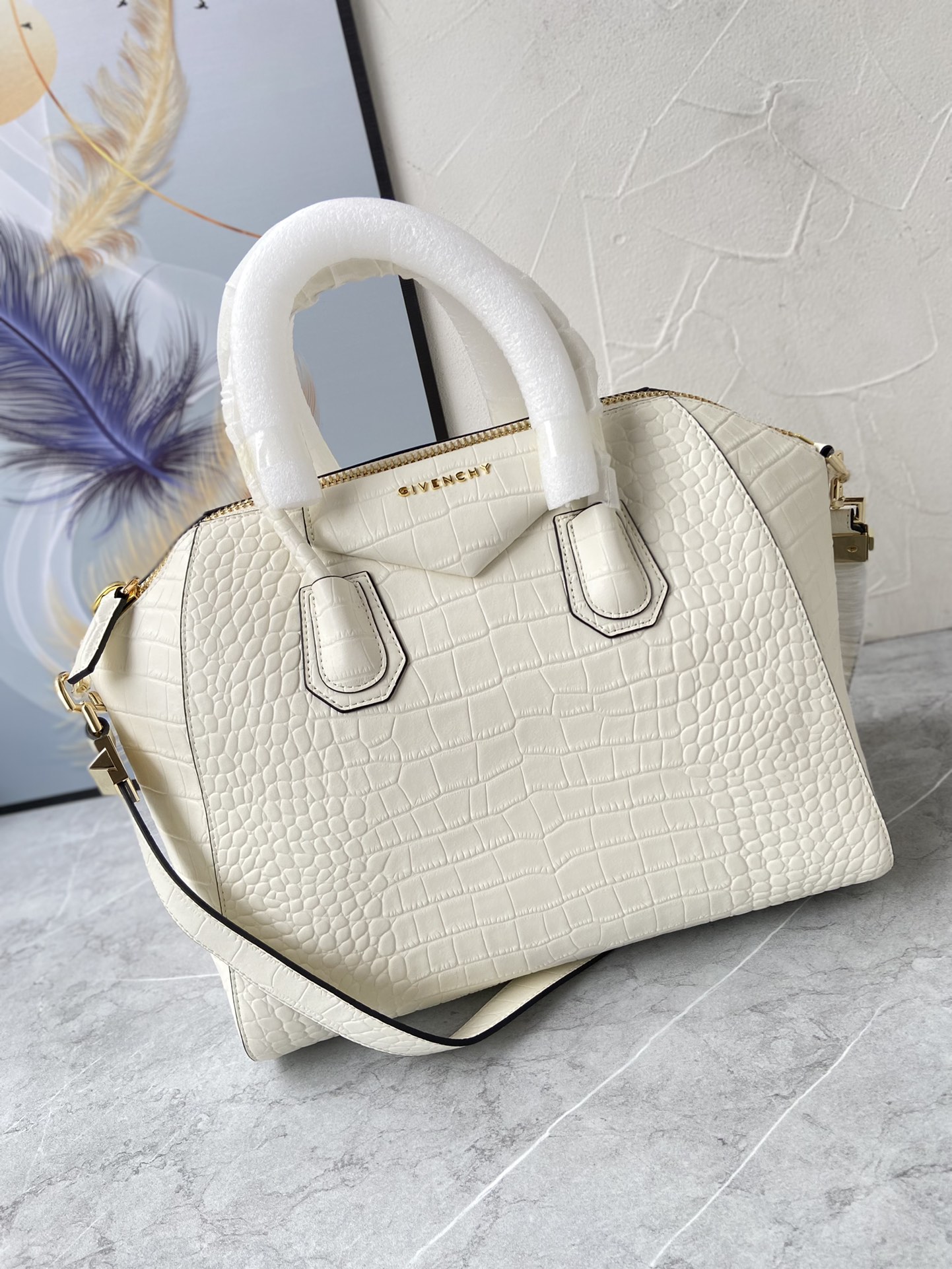 [TOP] GIVENCHY Antigona Crocodile Handbag 28*23*17cm/33*28*19cm - 3 Colour
