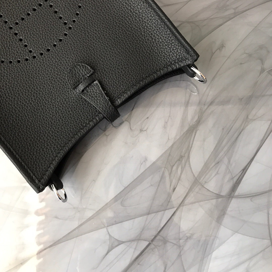 [TOP] HERMES Evelyn 16 Bag - Black w PHW