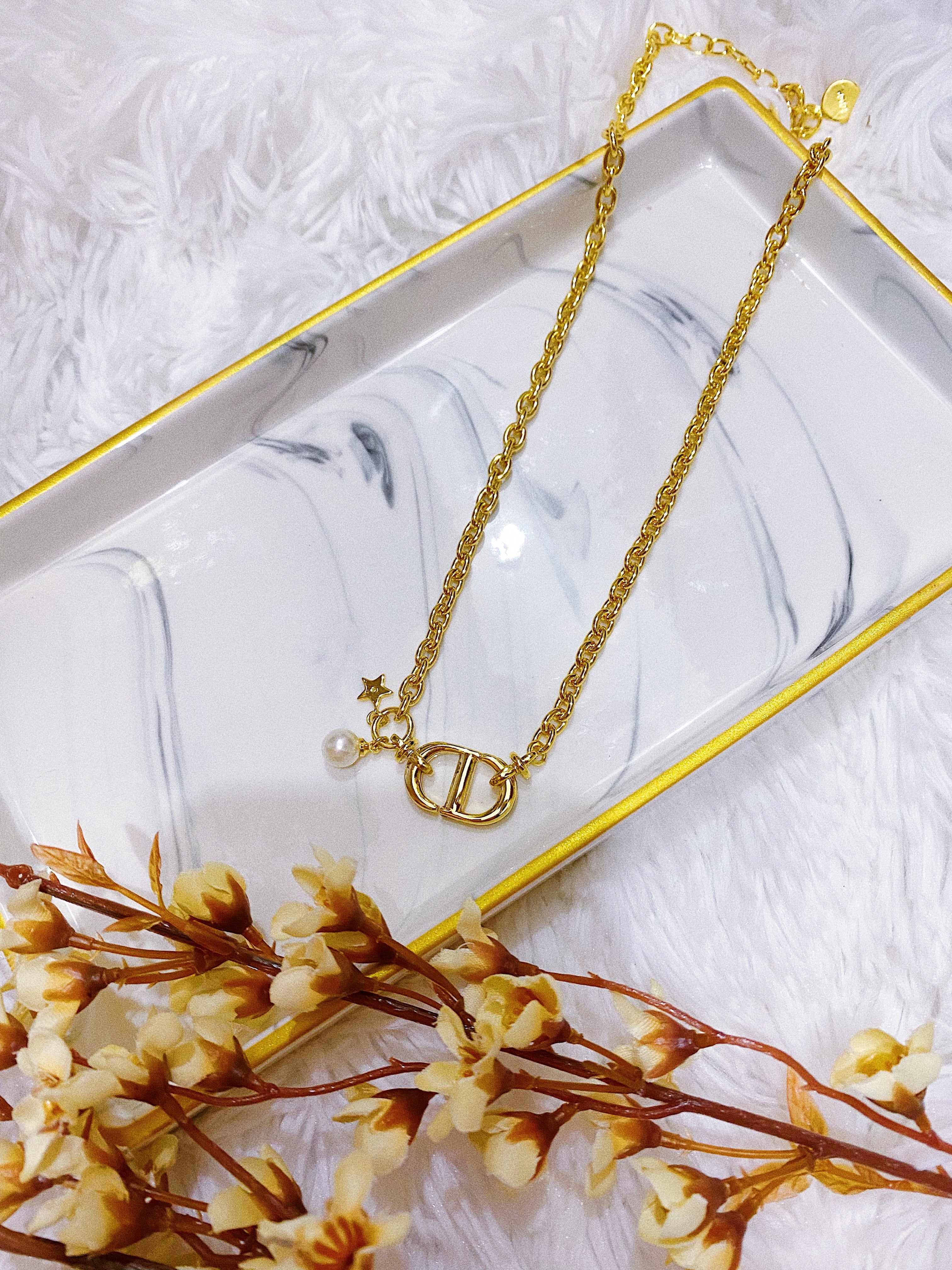 [TOP] Christian Dior CD Gold Necklace with Pearl