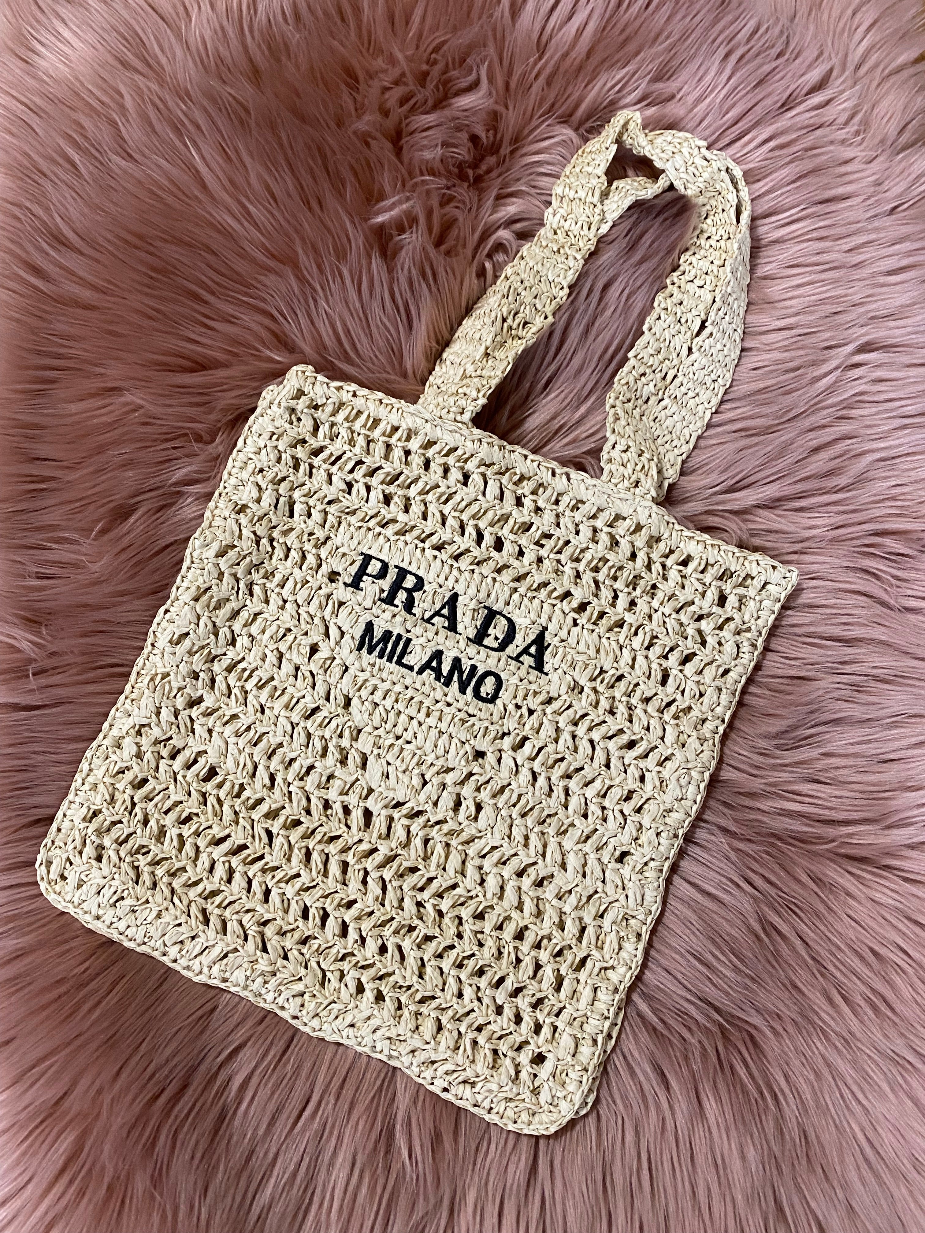 [TOP] PRADA Beach Bag - Beige