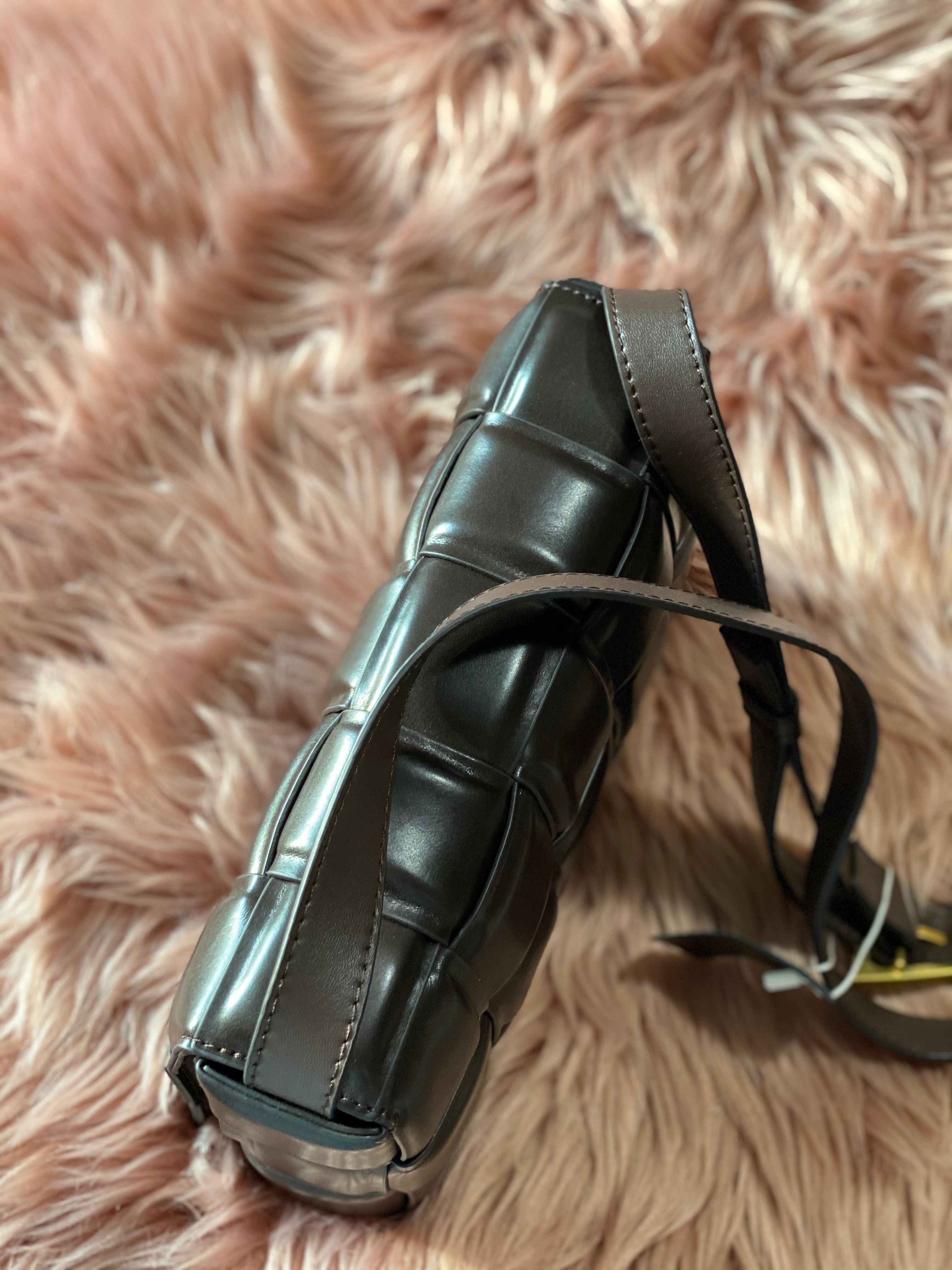 [TOP] Bottega Veneta BV  Casette Bag - Dark Maroon