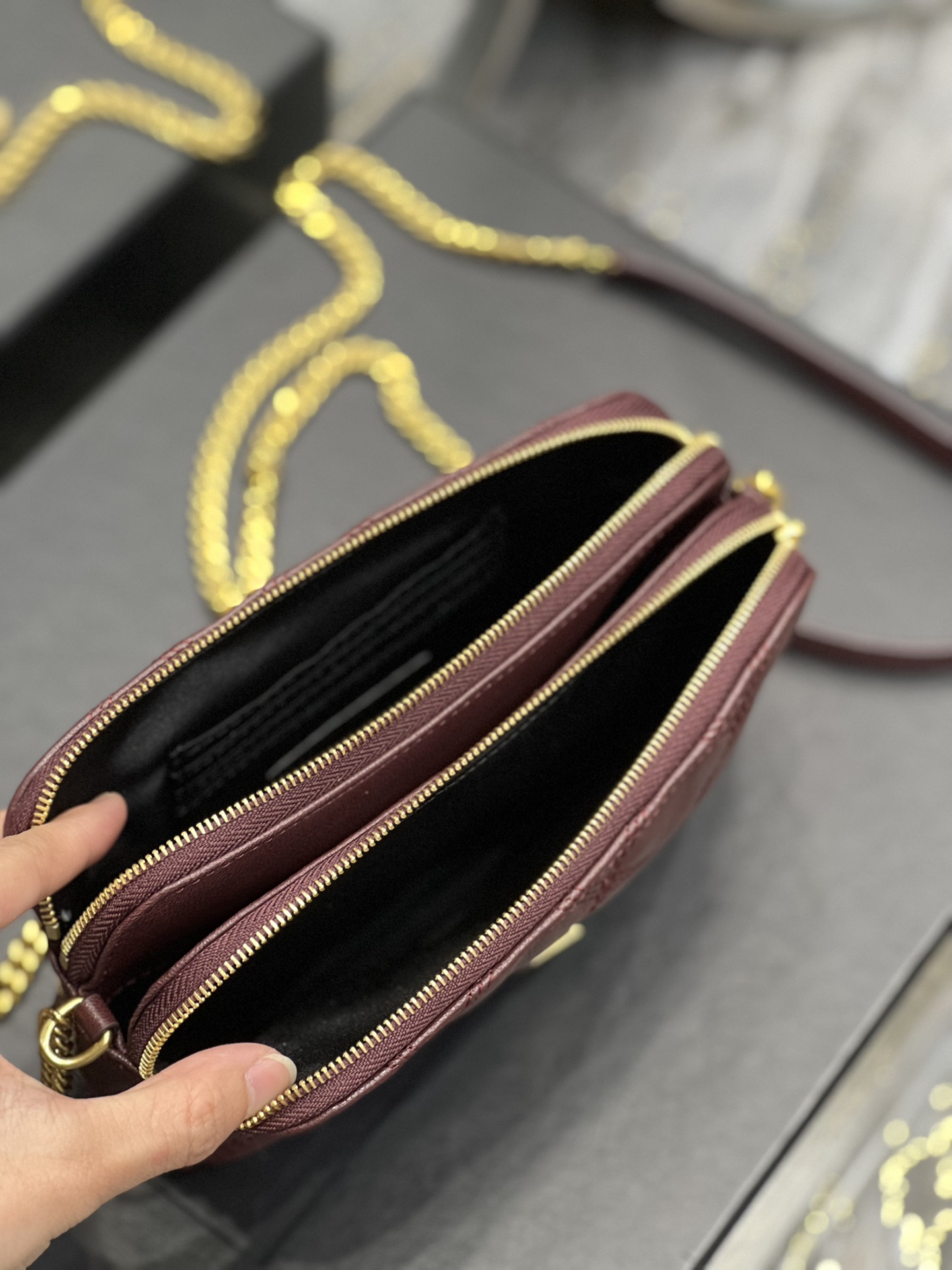 [TOP] Yves Saint Laurent YSL  BECKY Handbag Shoulder Bag - Red