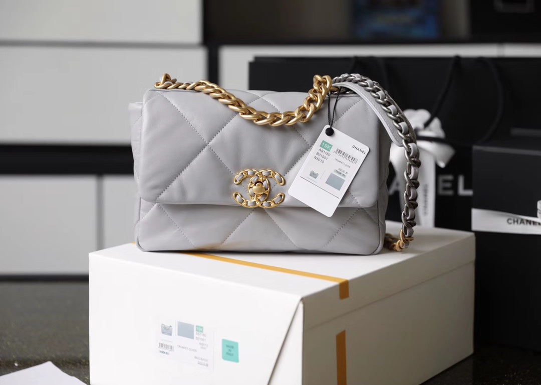 [TOP] CHANEL 19 Bag Small 26cm - Light Grey
