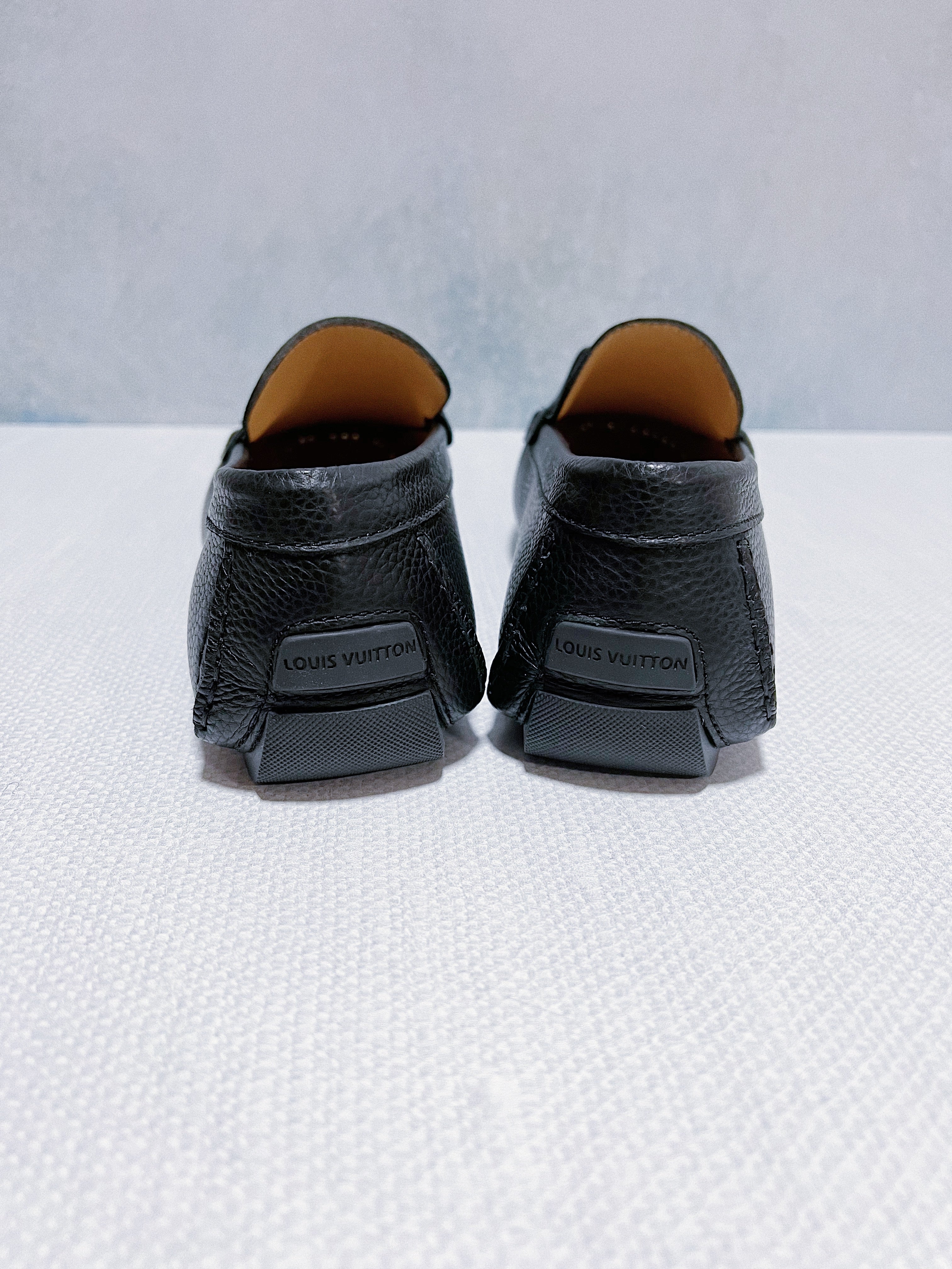 [TOP] Louis Vuitton LV L*V Montaigne Loafers w Gold Hardware - Black