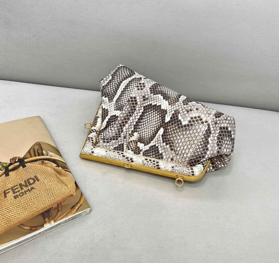 [TOP] FENDI FENDI First Bag Small - True Python Skin