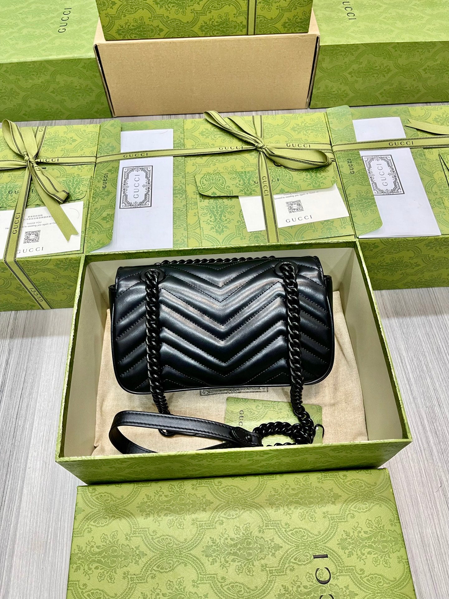 [TOP] GUCCI Gu€€i Marmont Matelasse Bag Mini 22cm - All Black