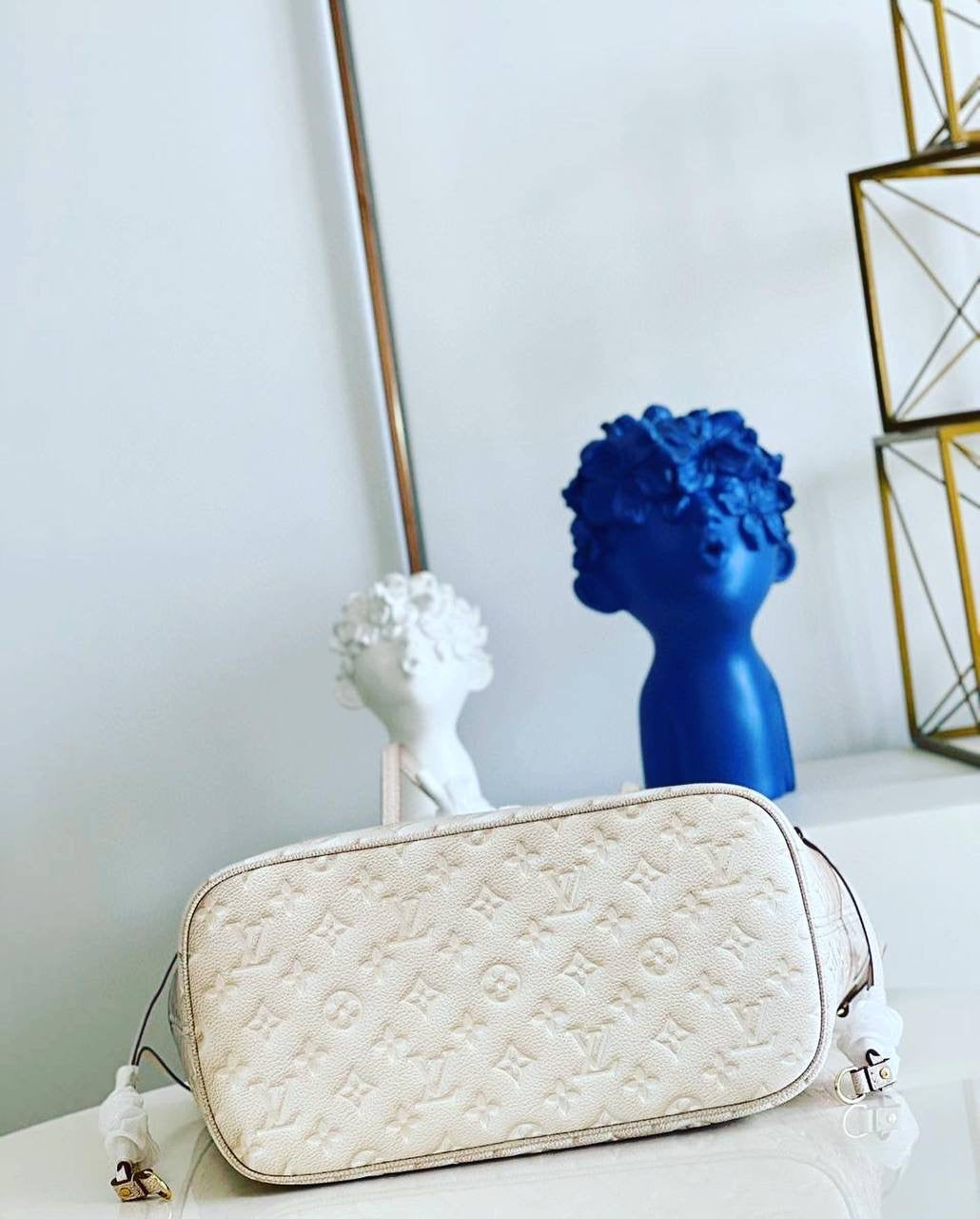 [TOP] Louis Vuitton LV  Neverfull Empreinte MM Bag 32x17x28cm - Beige