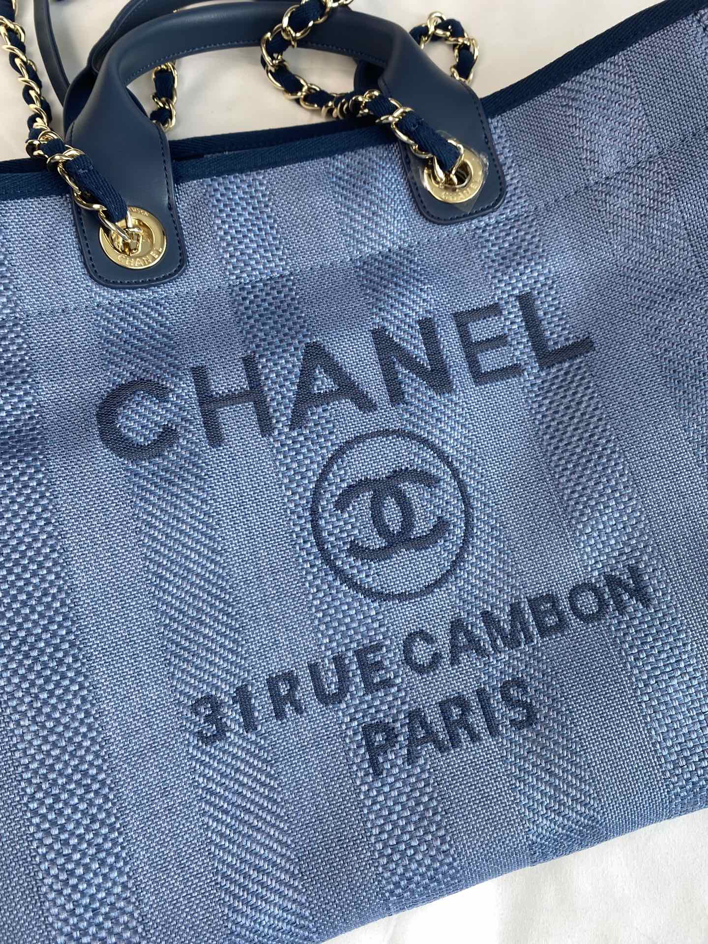 [TOP] CHANEL Deauville Tote - Blue