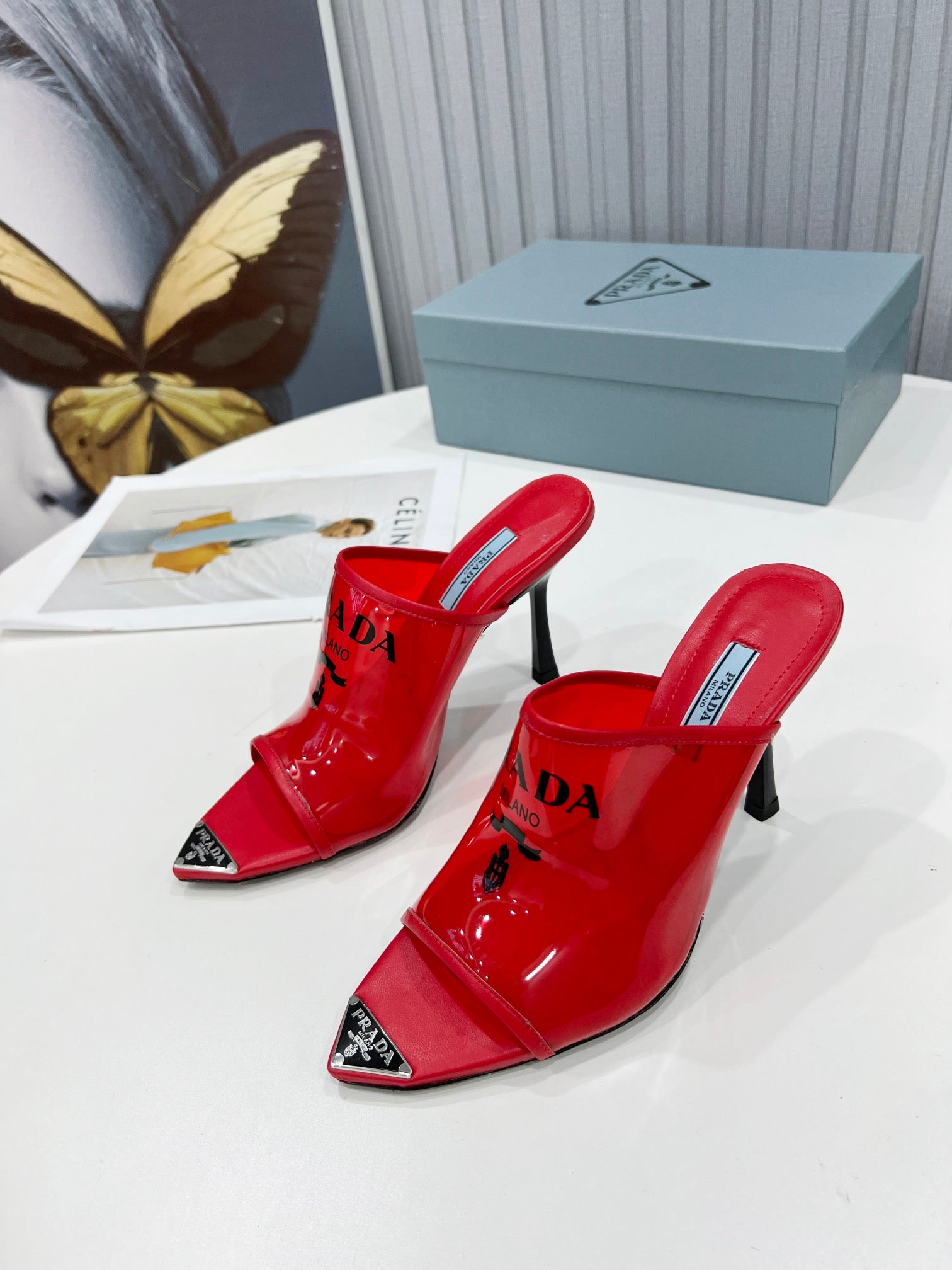 [TOP] PRADA Logo-print Plexiglas High-heel Slides - Red