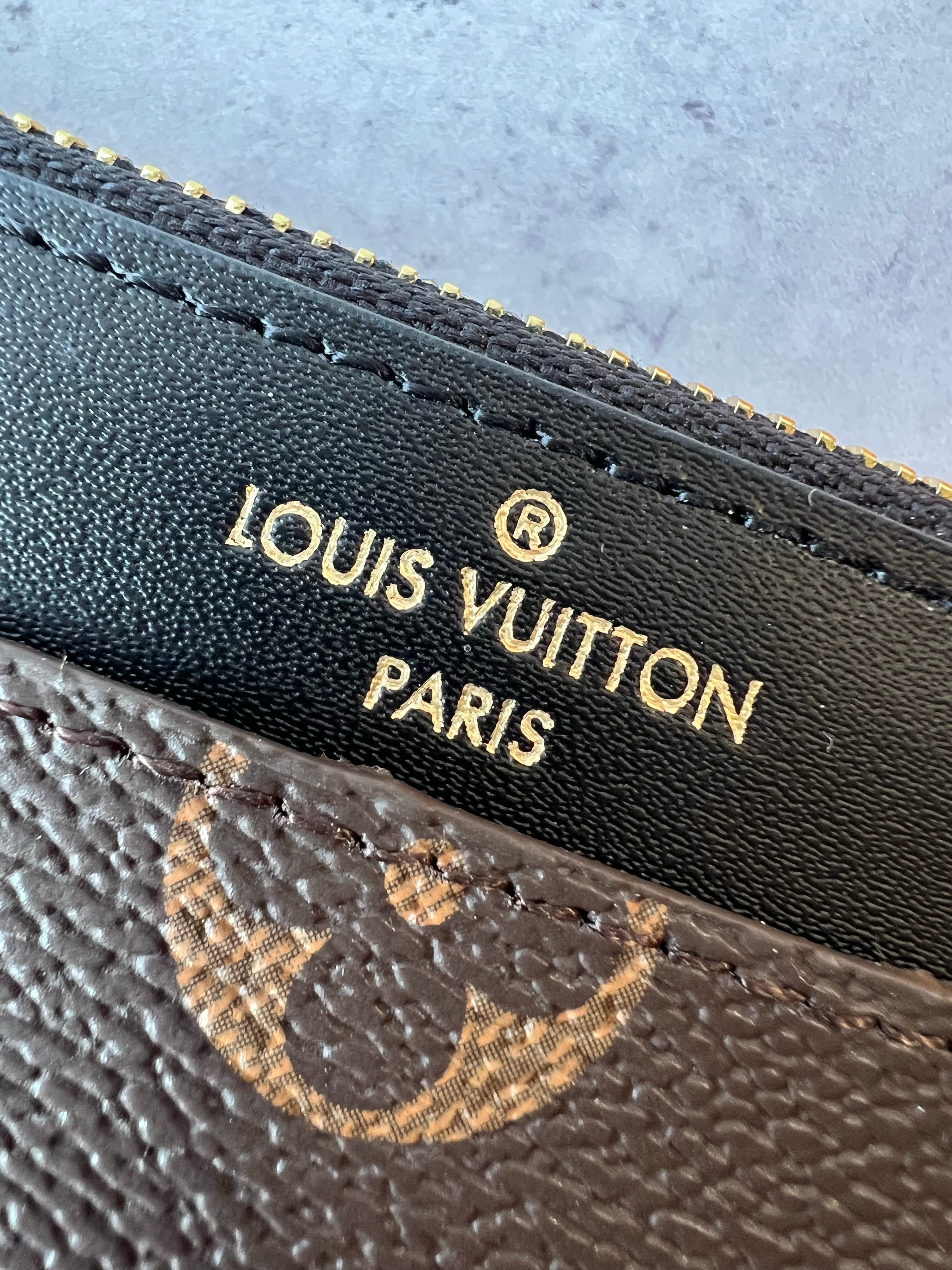 [TOP] Louis Vuitton LV LV Slim Purse Monogram - Black