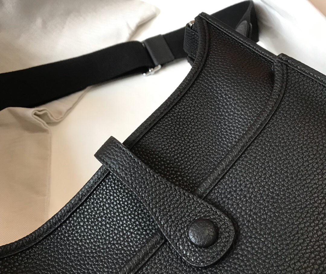 [TOP] HERMES Evelyne Togo Leather 28cm - Black & PHW