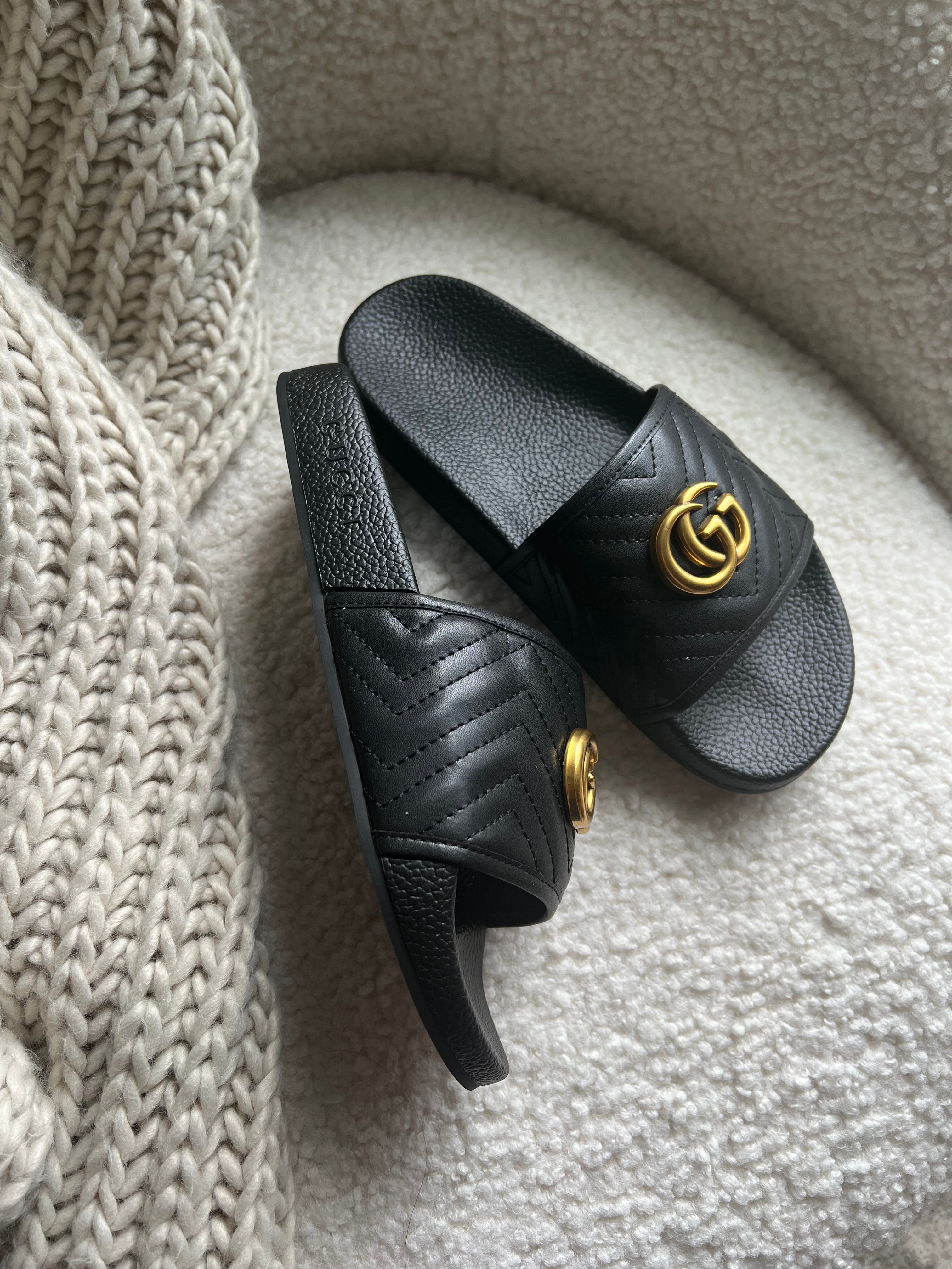 [TOP] GUCCI G*G Marmont Black Slides - Size 37/7USA