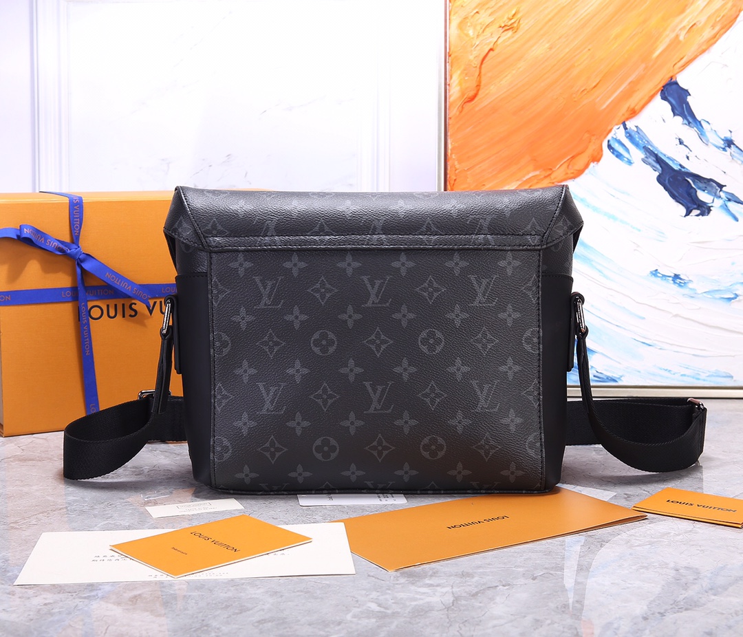 [TOP] Louis Vuitton LV Messenger PM Voyager Small Messenger Bag