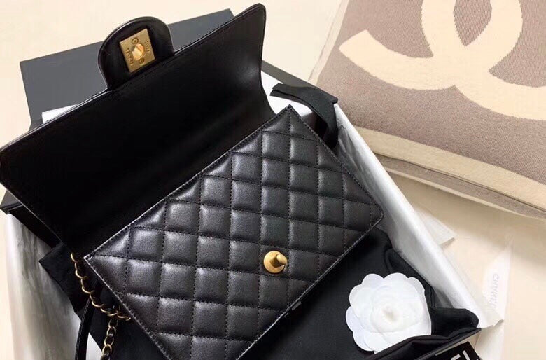 [TOP] CHANEL Flap Bag Quilted Chic Pearl Lambskin Small - Black