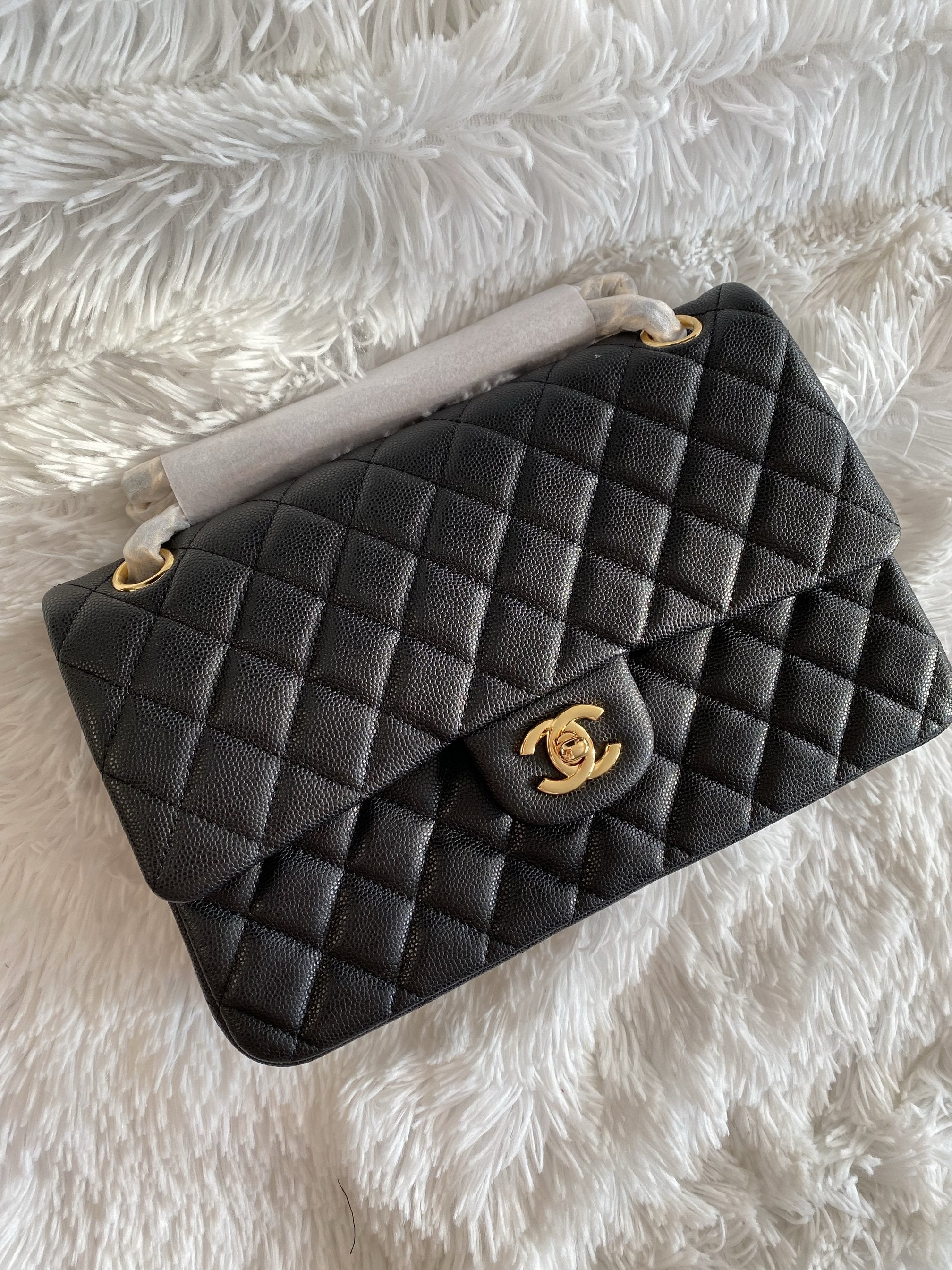 [TOP] CHANEL Classic Flap Bag Caviar Medium 25.5cm <Black Interior> - Black & GHW