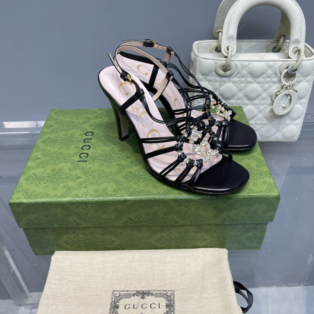 [TOP] GUCCI Lsa Diamond Sandals  - Black