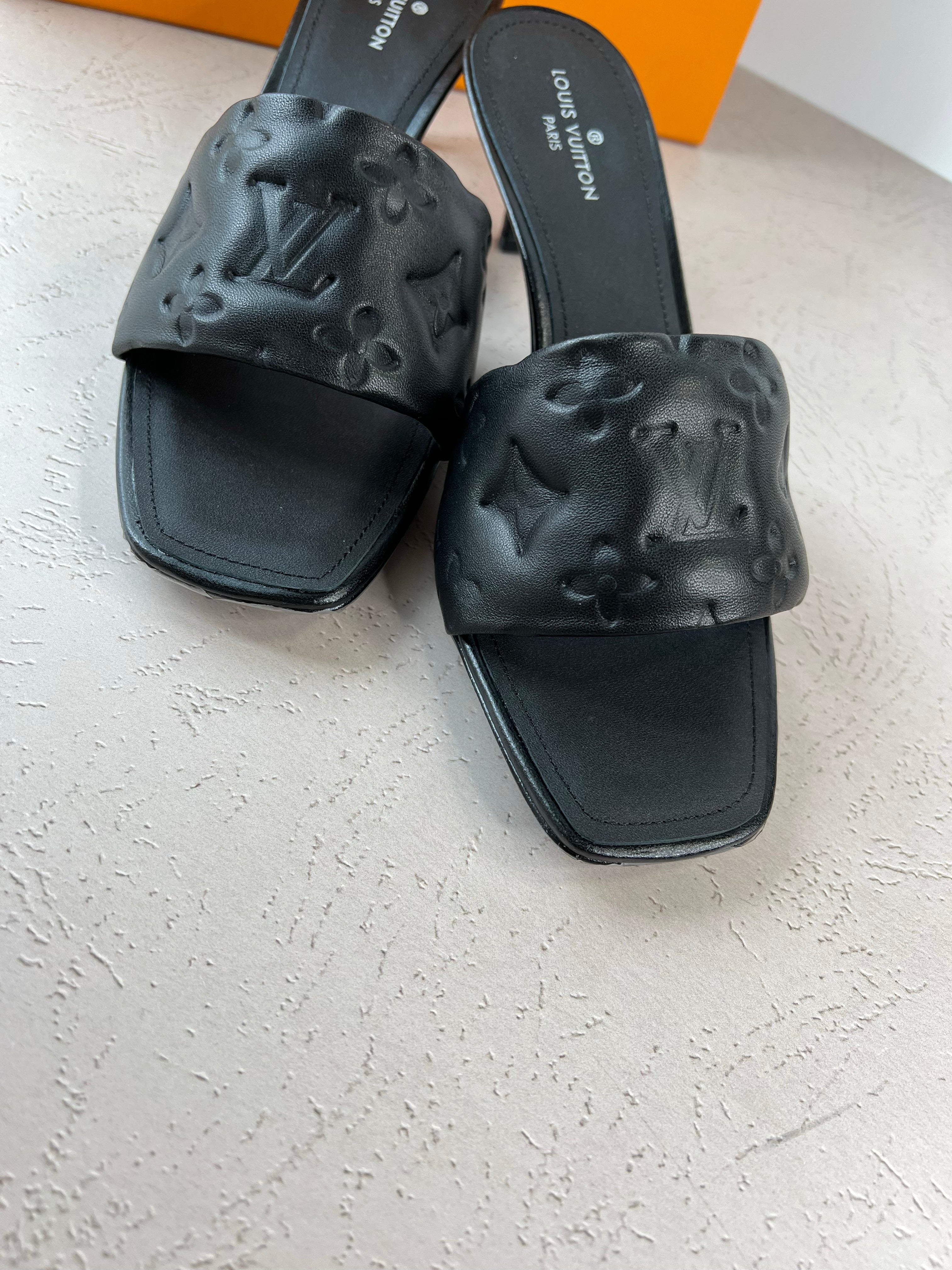 [TOP] Louis Vuitton LV L*V Empreinte High Heels Sandals - Black