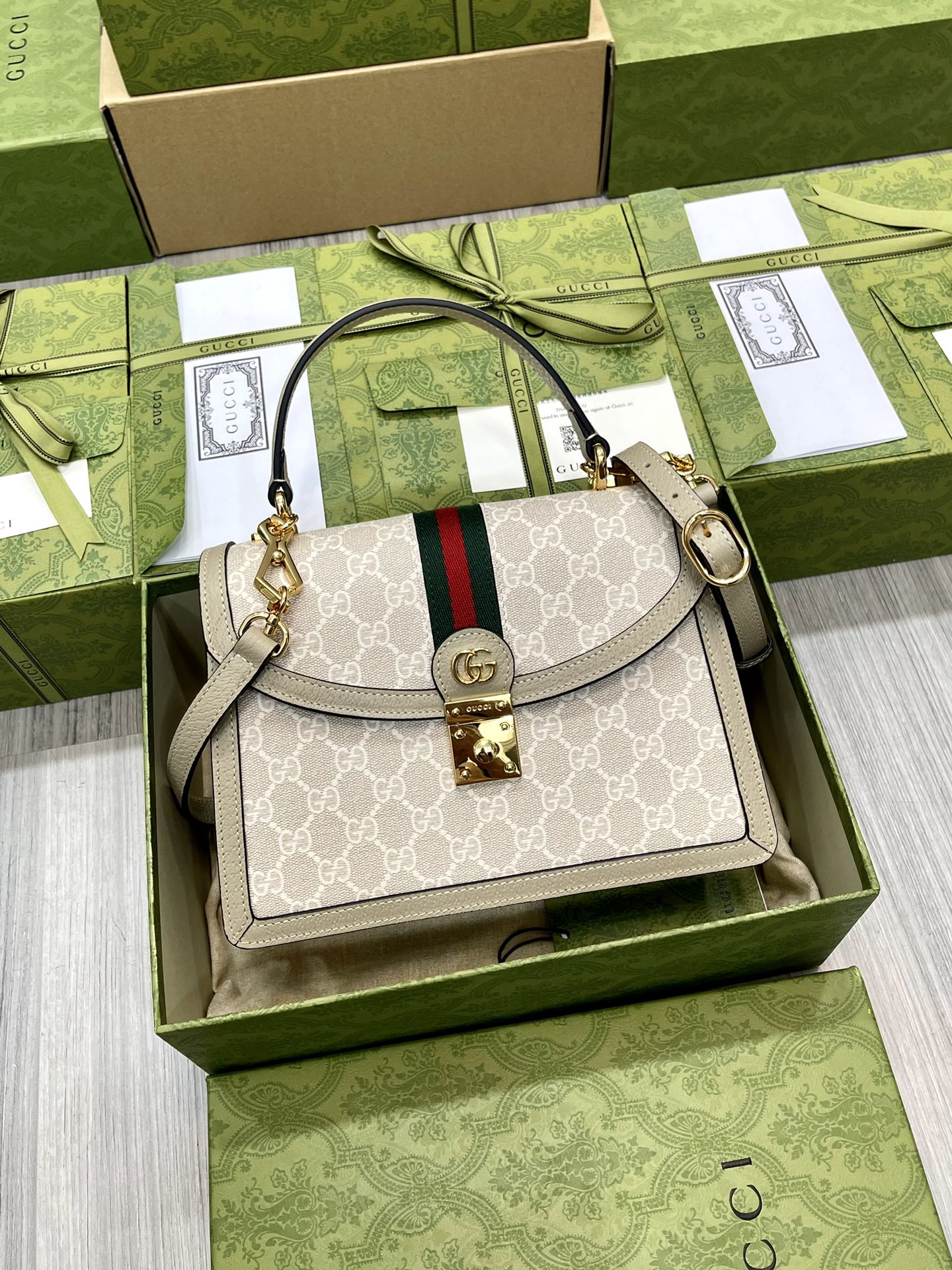 [TOP] GUCCI G*G Ophidia Small Top Handle Bag - Beige