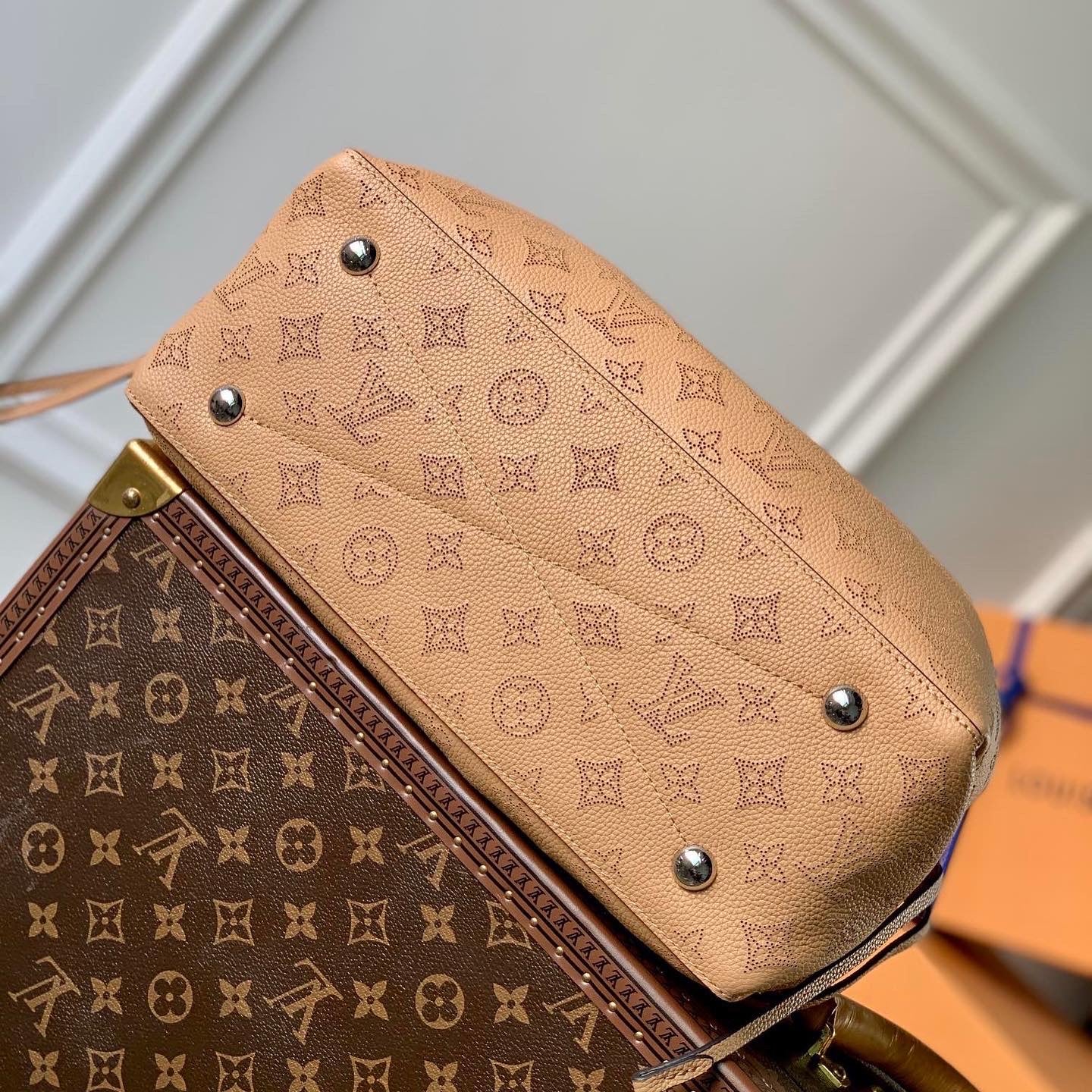 [TOP] Louis Vuitton LV L*V Mahina Bella Tote - Brown - 36*17*25CM