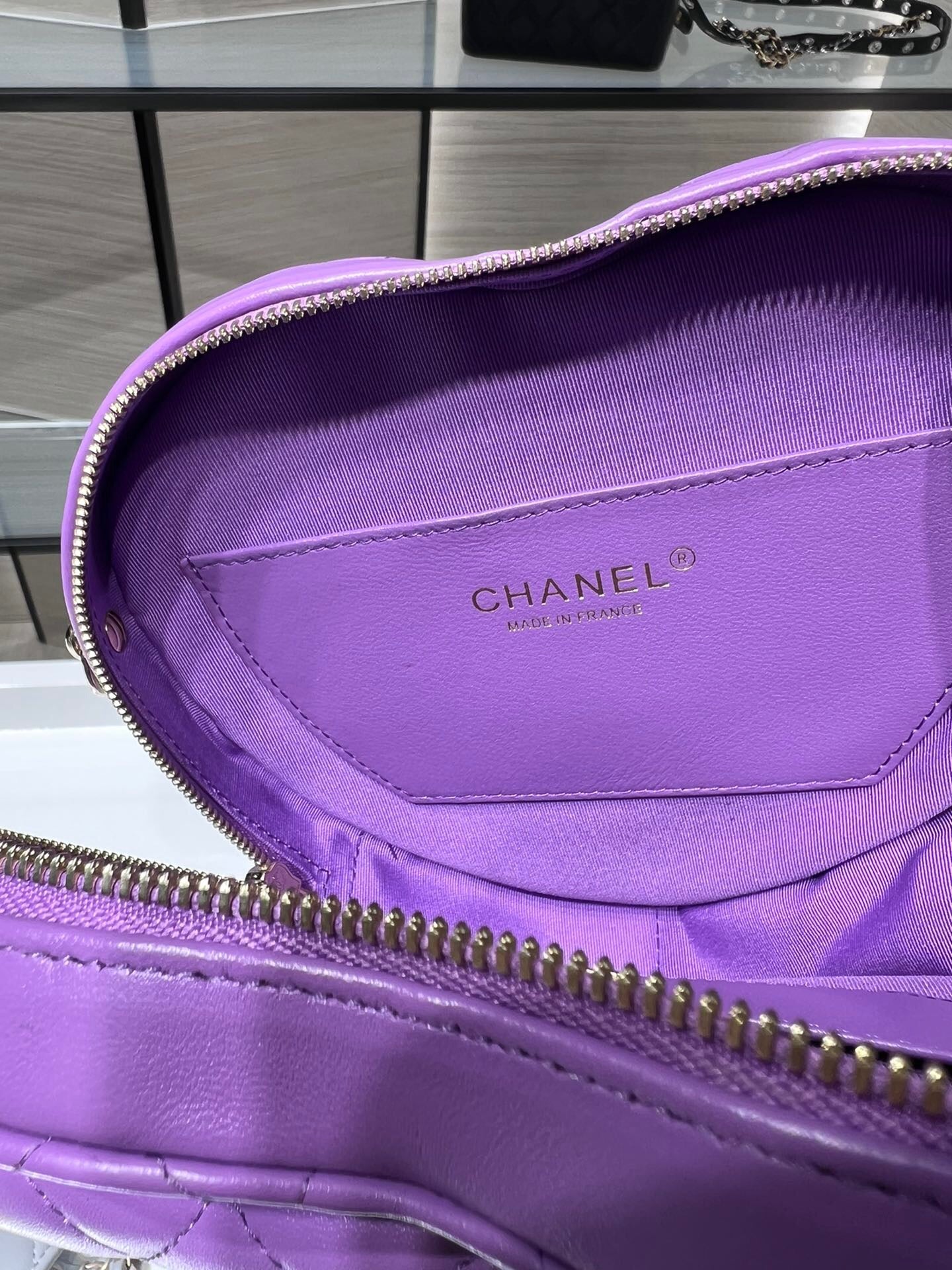 [TOP] CHANEL Heart Bag Large 16.5x18x6.5cm - Purple & GHW