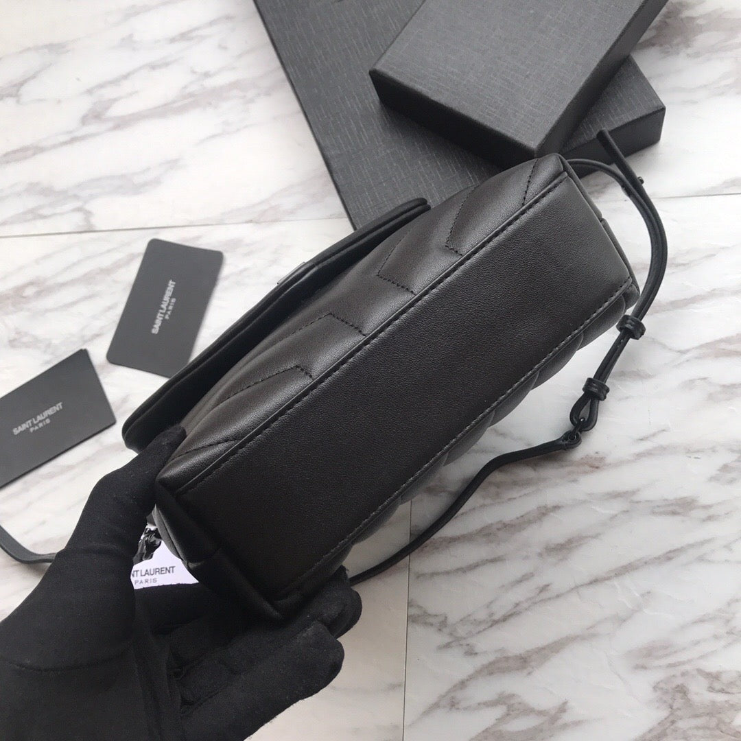 [TOP] Yves Saint Laurent YSL Loulou Toy Bag 20×7×15cm - All Black