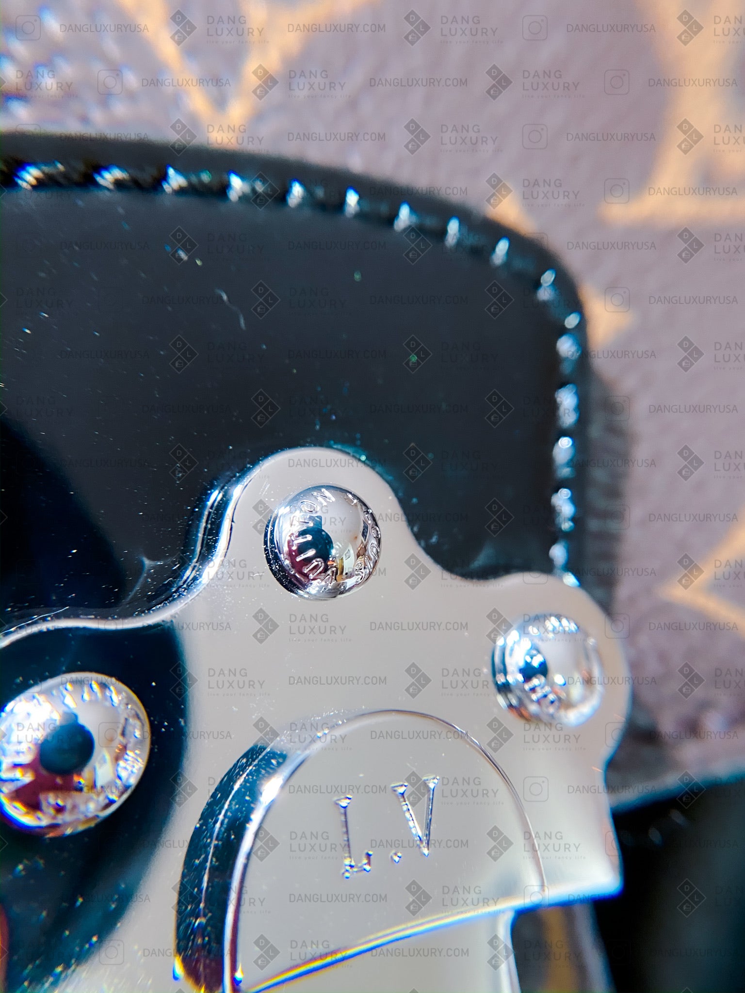 [TOP] Louis Vuitton LV Hot Springs Backpack Monogram 22×7×12 cm-Brown