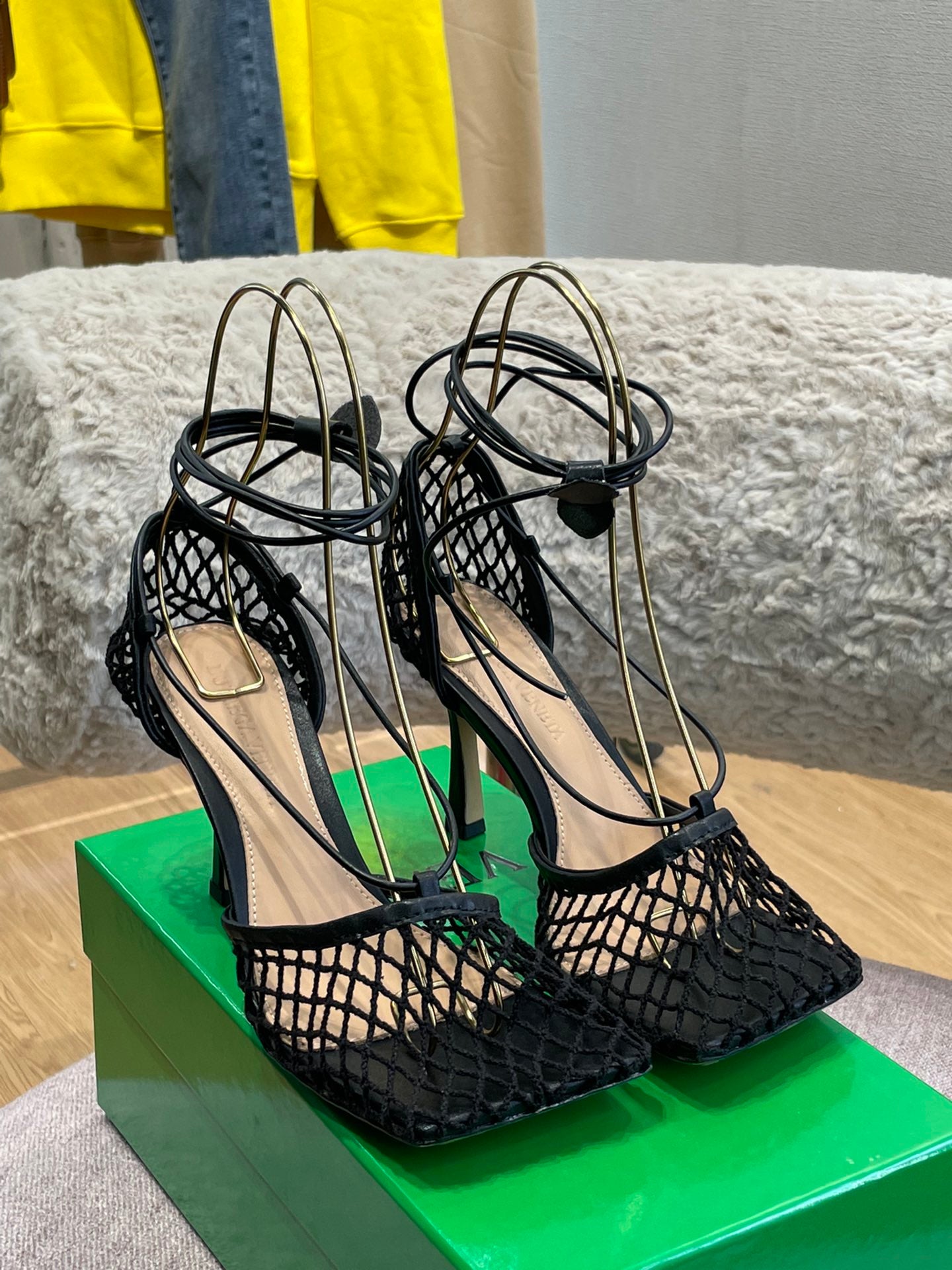 [TOP] Bottega Veneta BV Stretch High Heels - Black