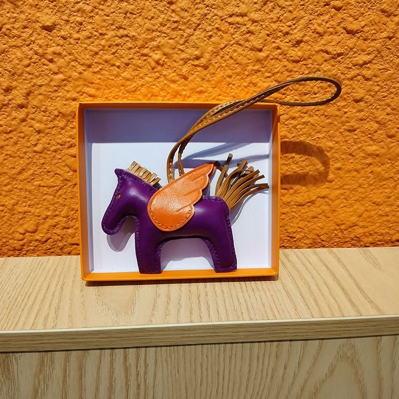 [TOP] HERMES Pagasus Charm - 19 Colours