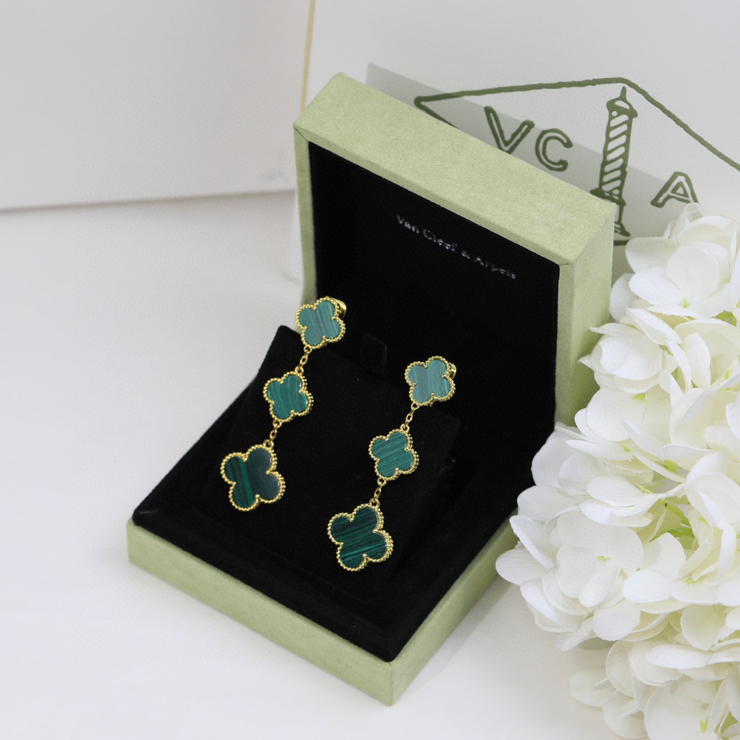 [TOP] Van Cleef & Arpels Dangle 3 Flowers Earrings