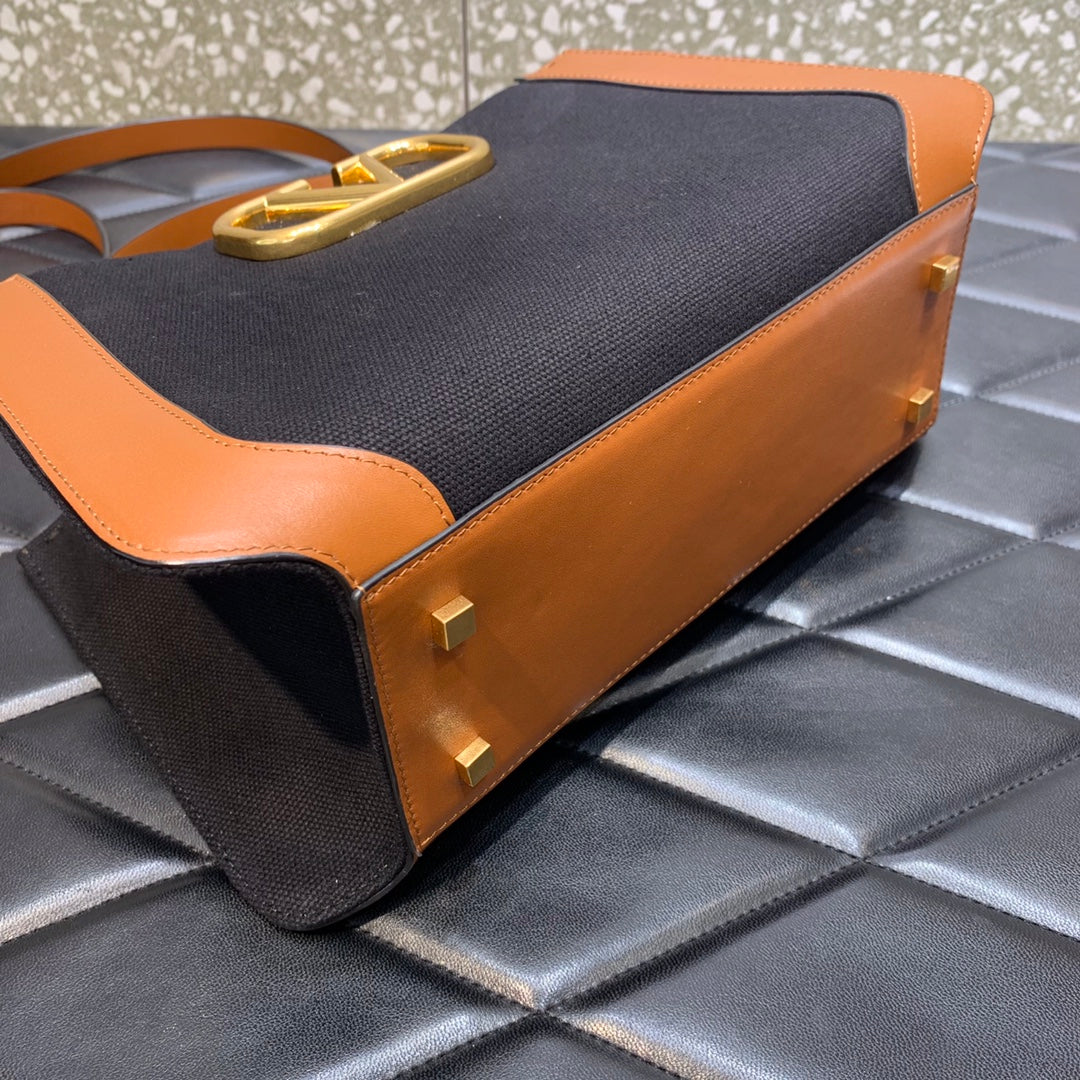 [TOP] VALENTINO VLogo Small Tote Bag - Black