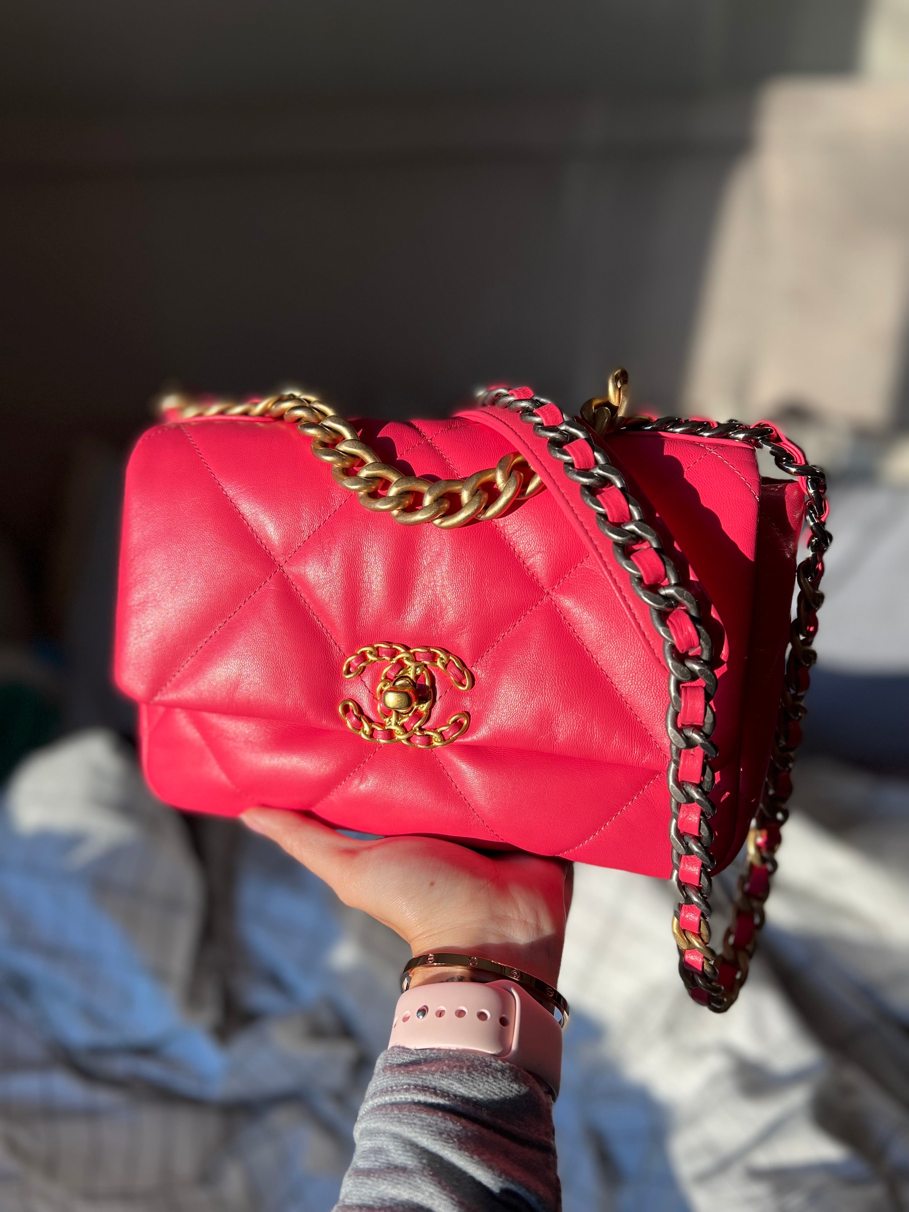 [TOP] CHANEL19 Bag Small 26cm - Hot Pink