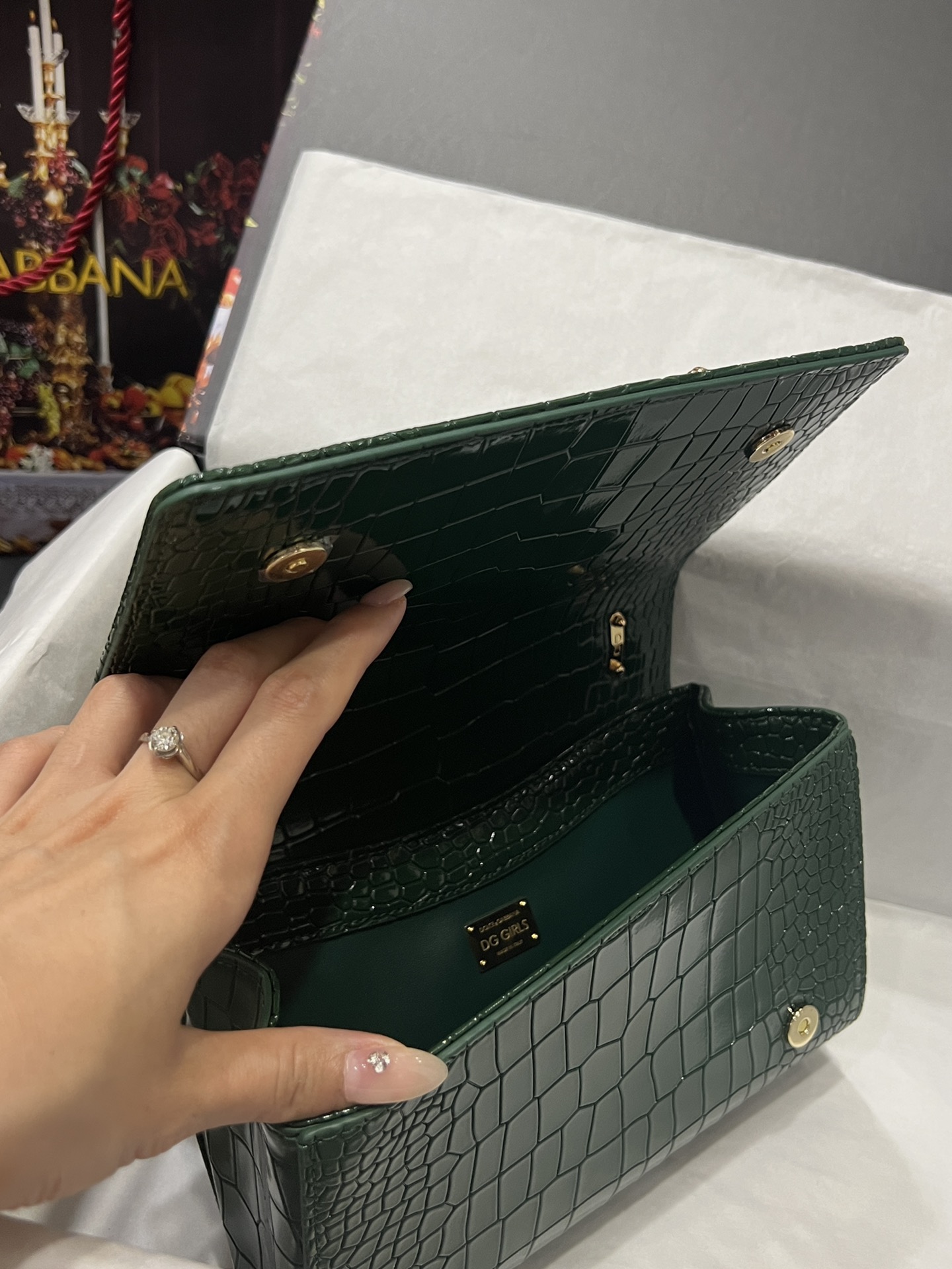 [TOP] Dolce & Gabbana D&G Crocodile-print Calfskin DG Girls Bag 21*4*15 - Green