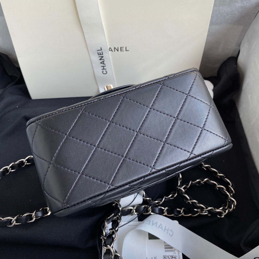 [TOP] CHANEL Classic Flap Bag Lambskin Mini 20cm - Black & SHW