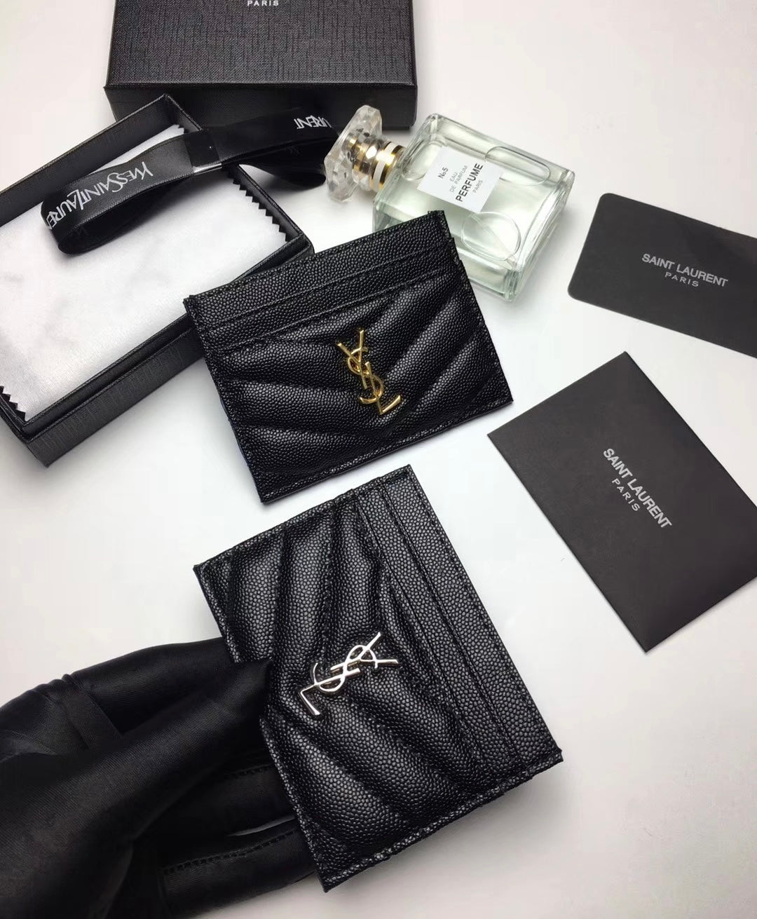 [TOP] Yves Saint Laurent YSL Card Holder Caviar Skin - Black