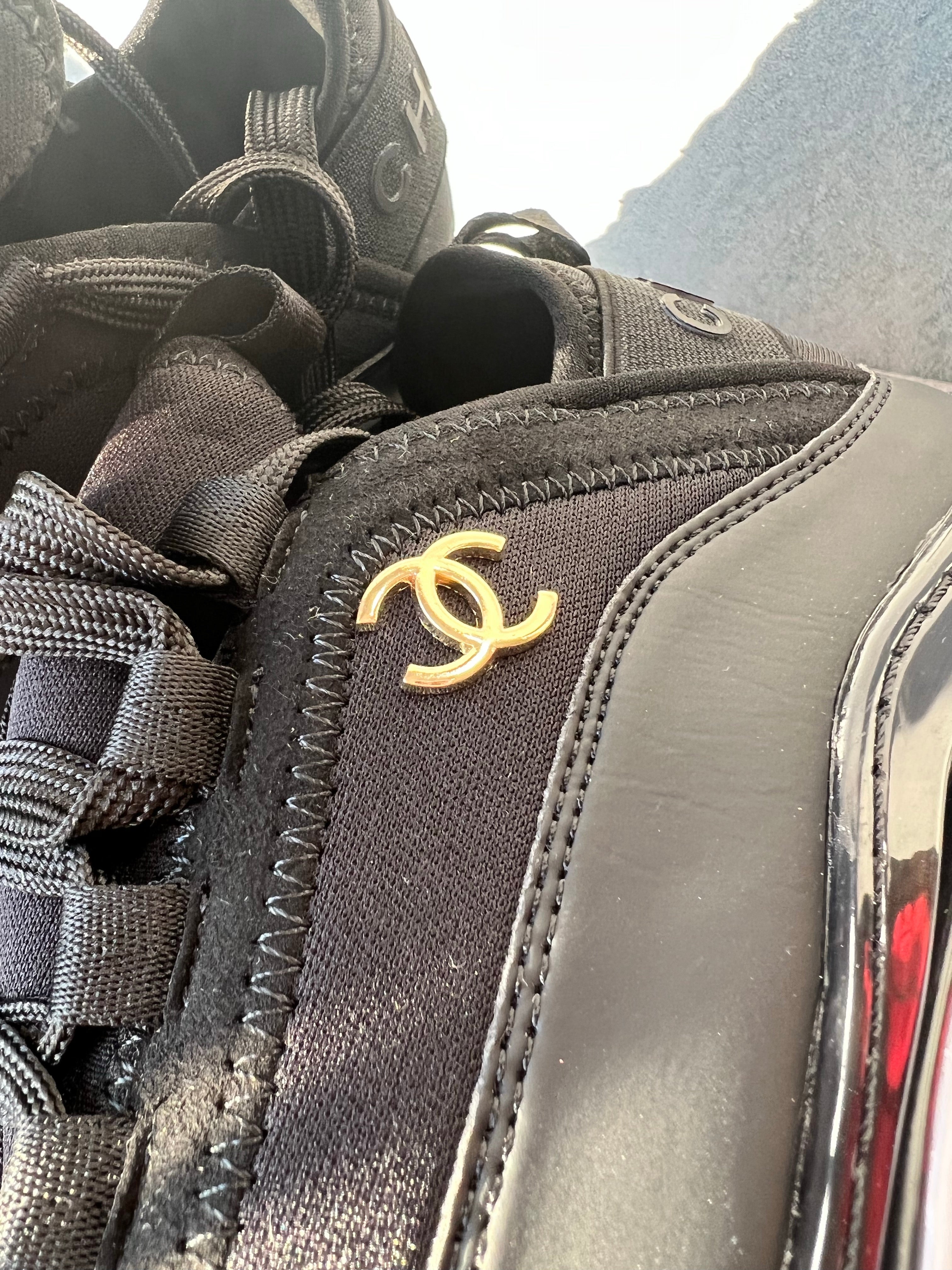 [TOP] CHANEL Tennis Shoes - Black