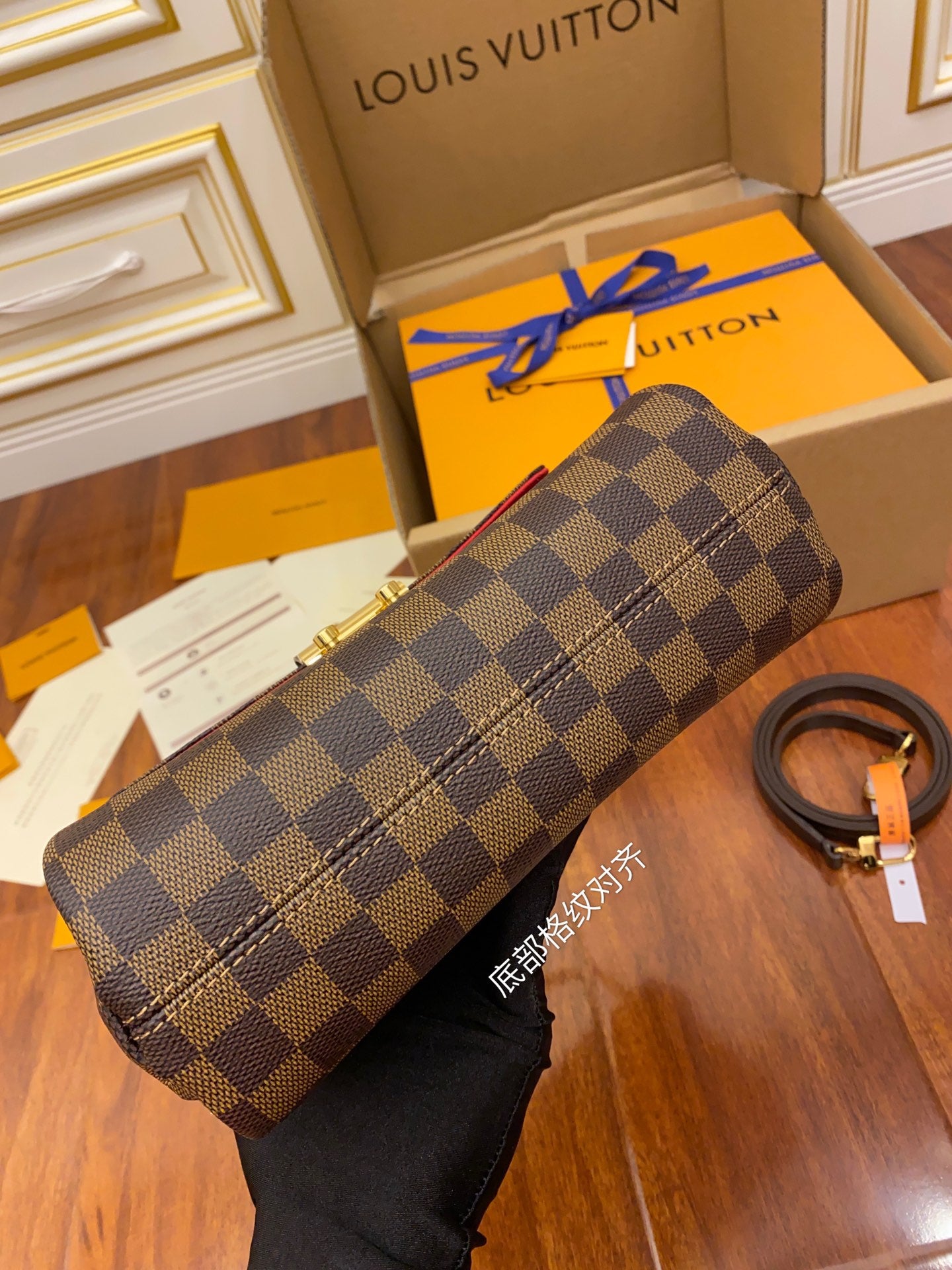 [TOP] Louis Vuitton LV £V Croisette Bag 25x17x9.5cm- Damier Ebene