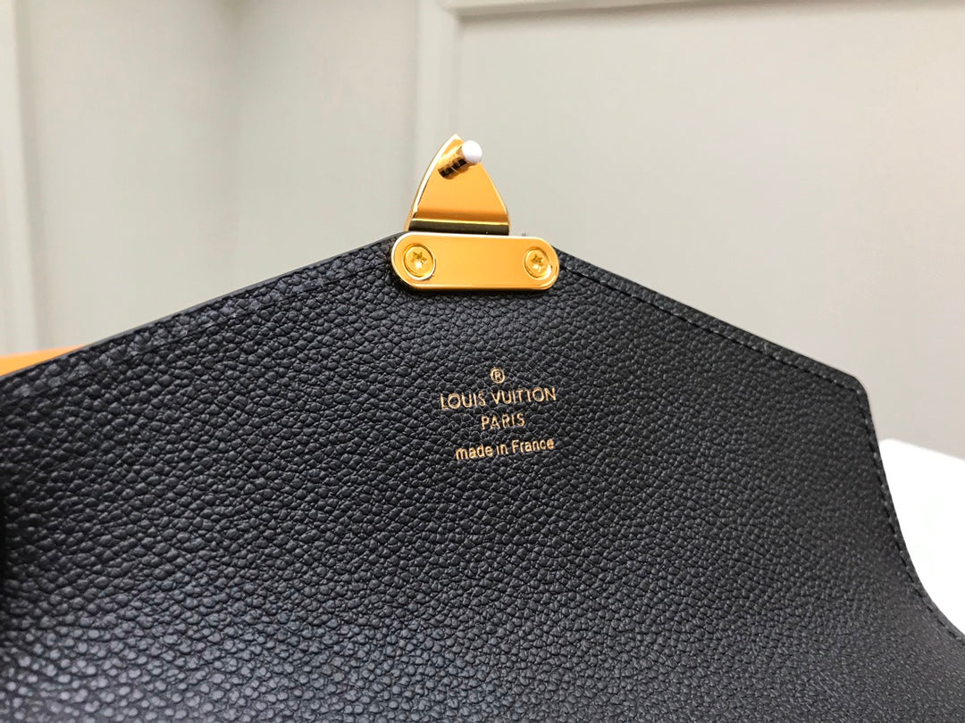 [TOP] Louis Vuitton LV £V Empreinte Metis Wallet 12 x 19 x 3cm- Black