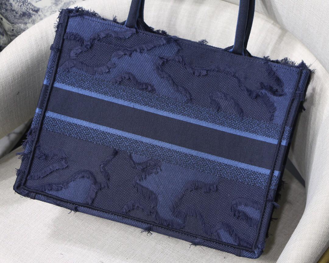 [TOP] Christian Dior Book Tote Camouflage Embroidery Small 26.5cm - Blue