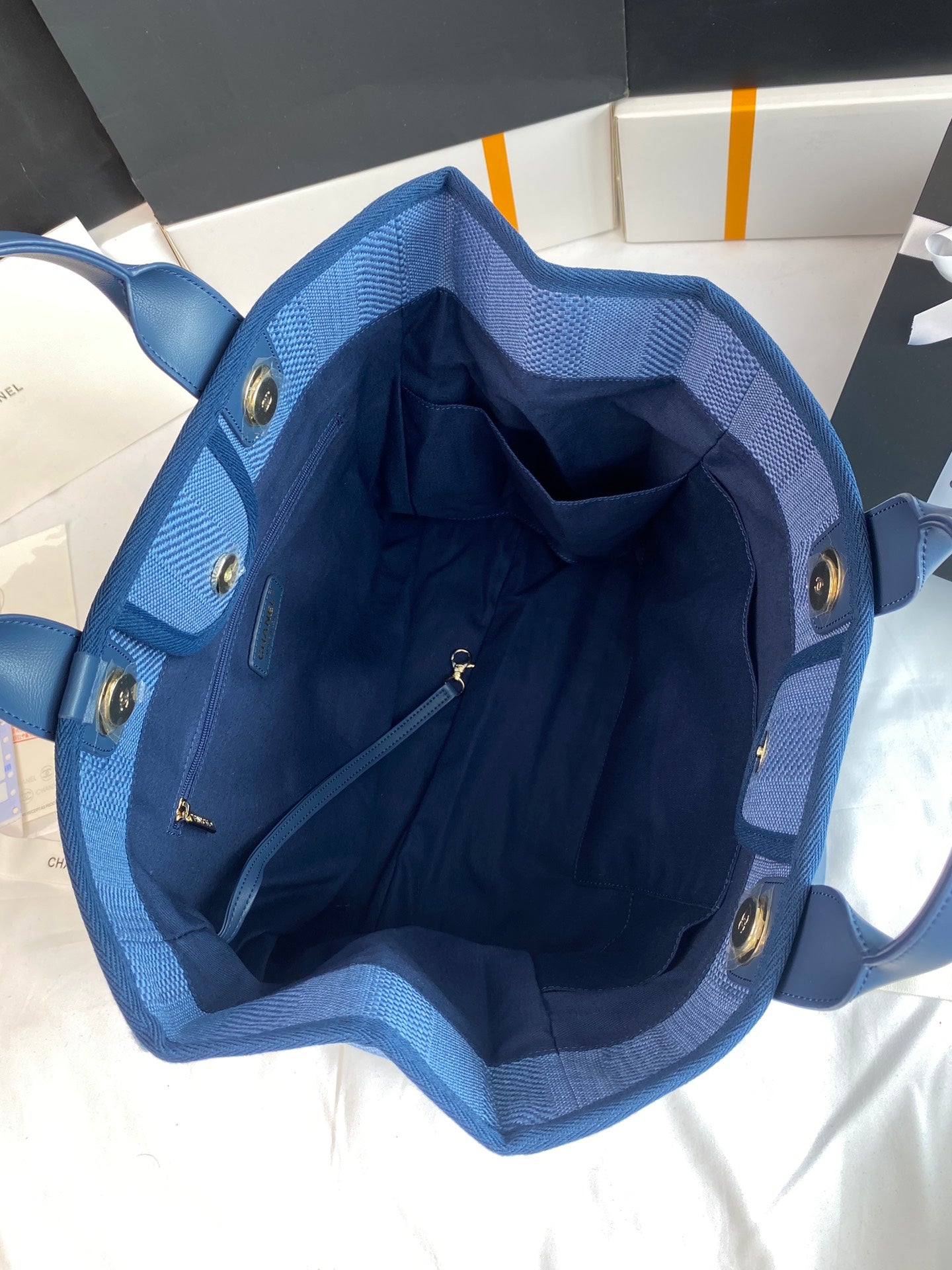 [TOP] CHANEL Deauville Tote - Blue