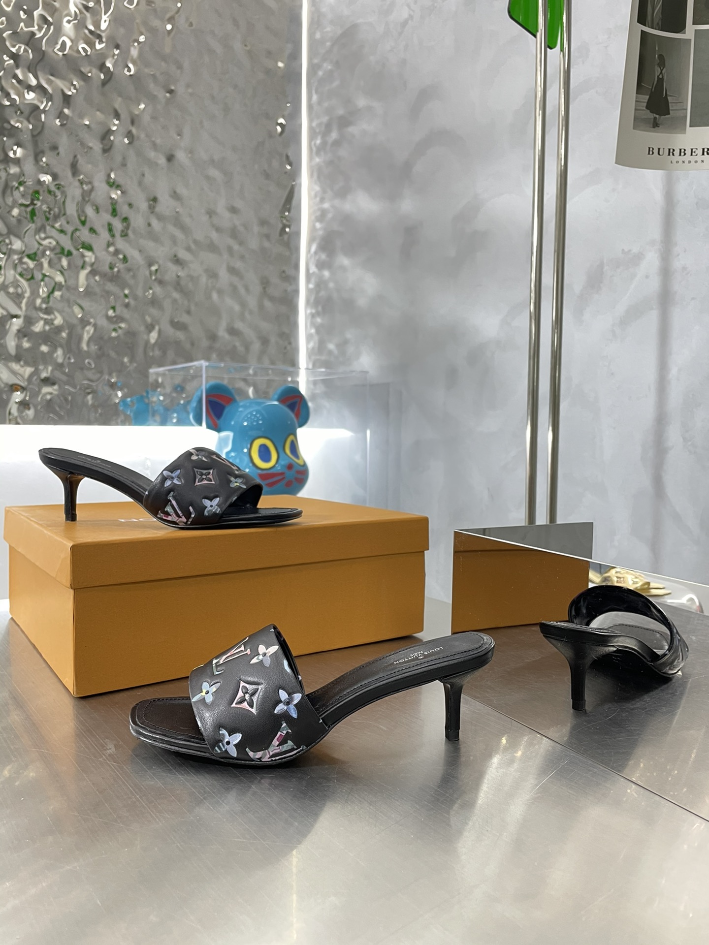 [TOP] Louis Vuitton LV Monogram High Heels - 4 Color