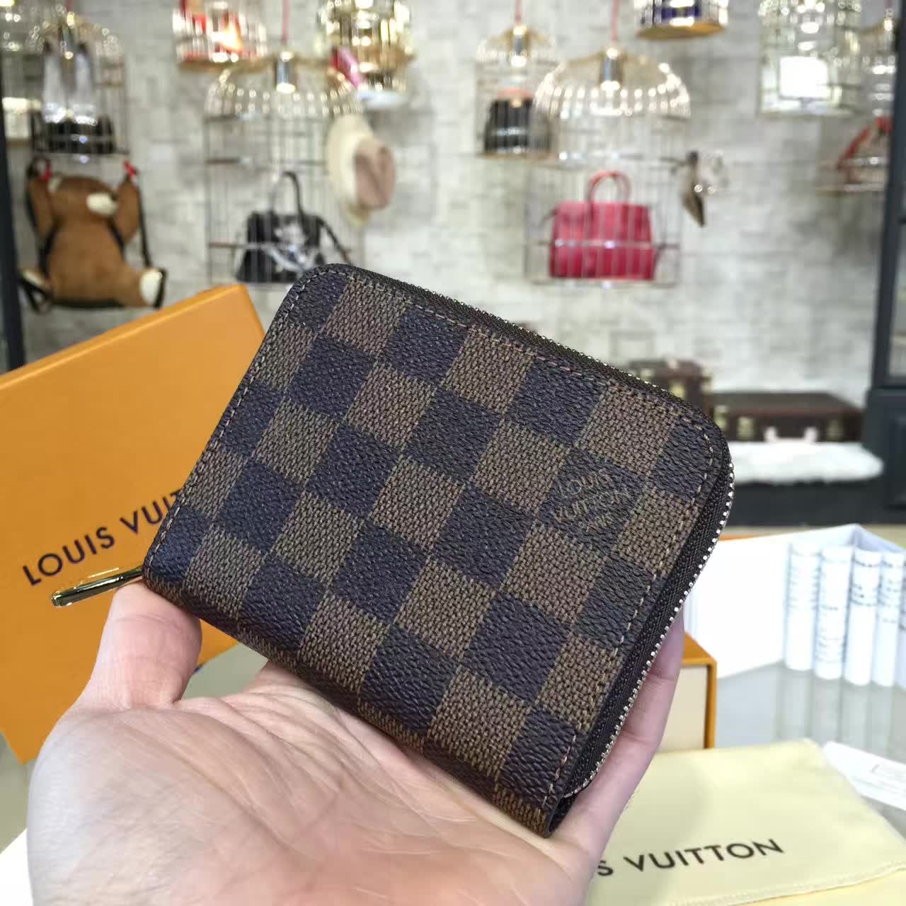[TOP] Louis Vuitton LV £V Damier Ebene Zippy Coin Padlock Purse - Brown