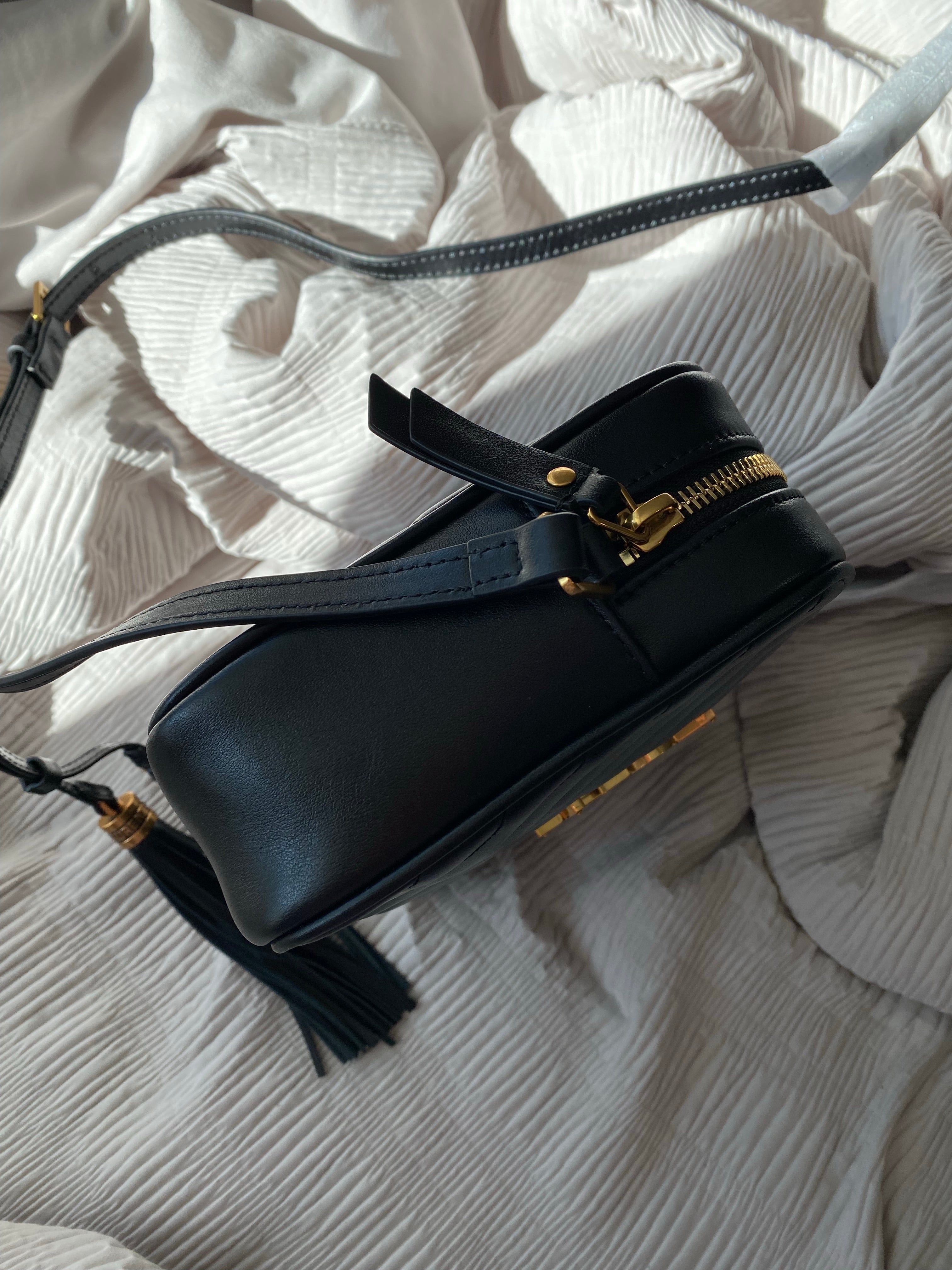 [TOP] Yves Saint Laurent YSL LouLou Camera Bag - Black w GHW