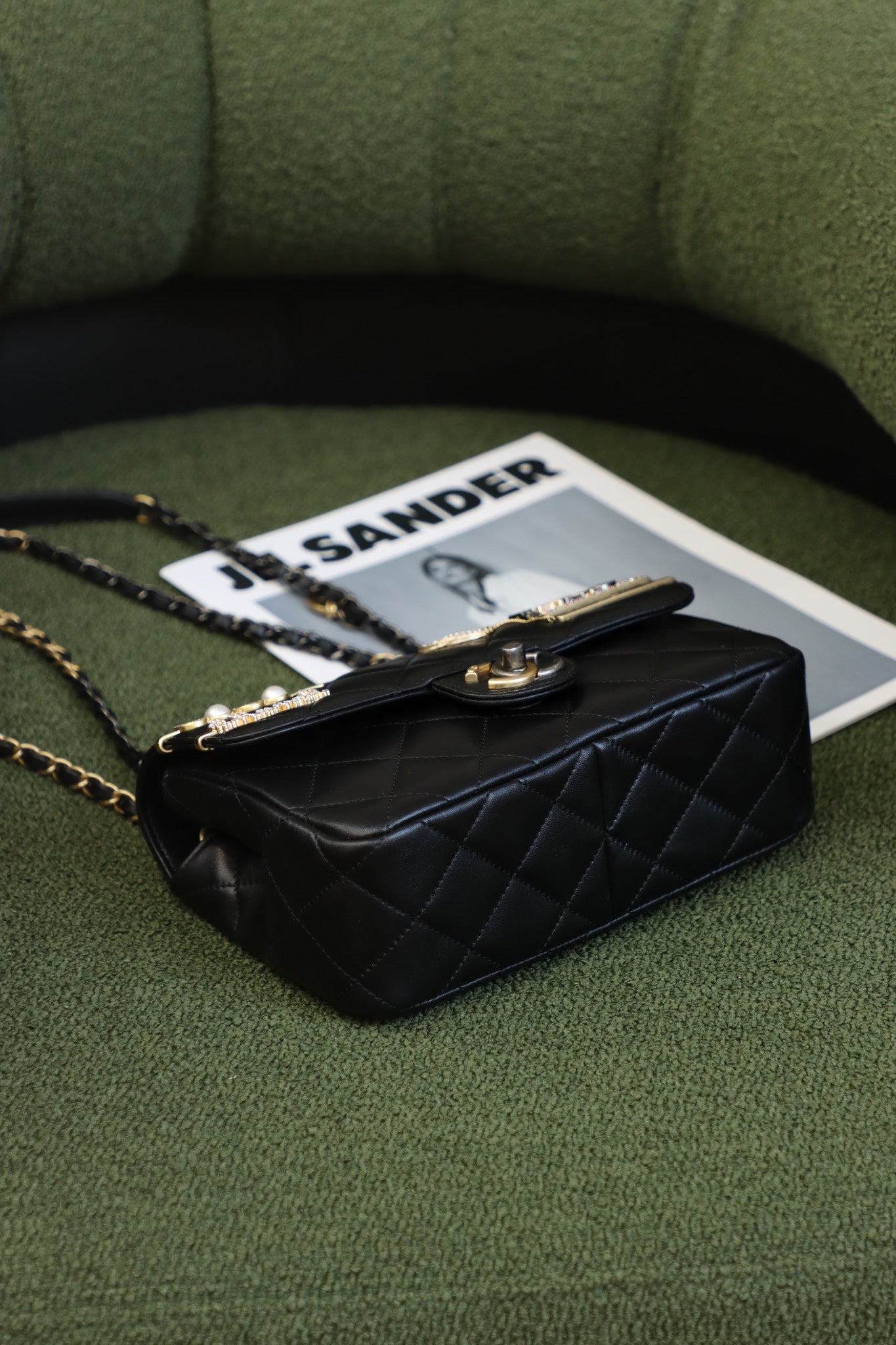 [TOP] CHANEL Coco Charms Small Flap Bag - Black