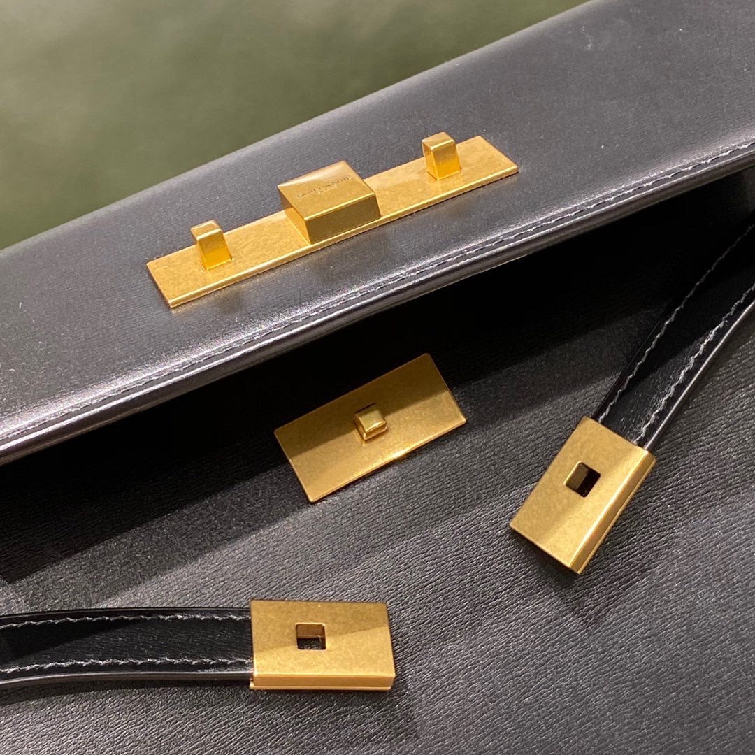 [TOP] Yves Saint Laurent YSL Manhattan Medium Shoulder Bag - Black