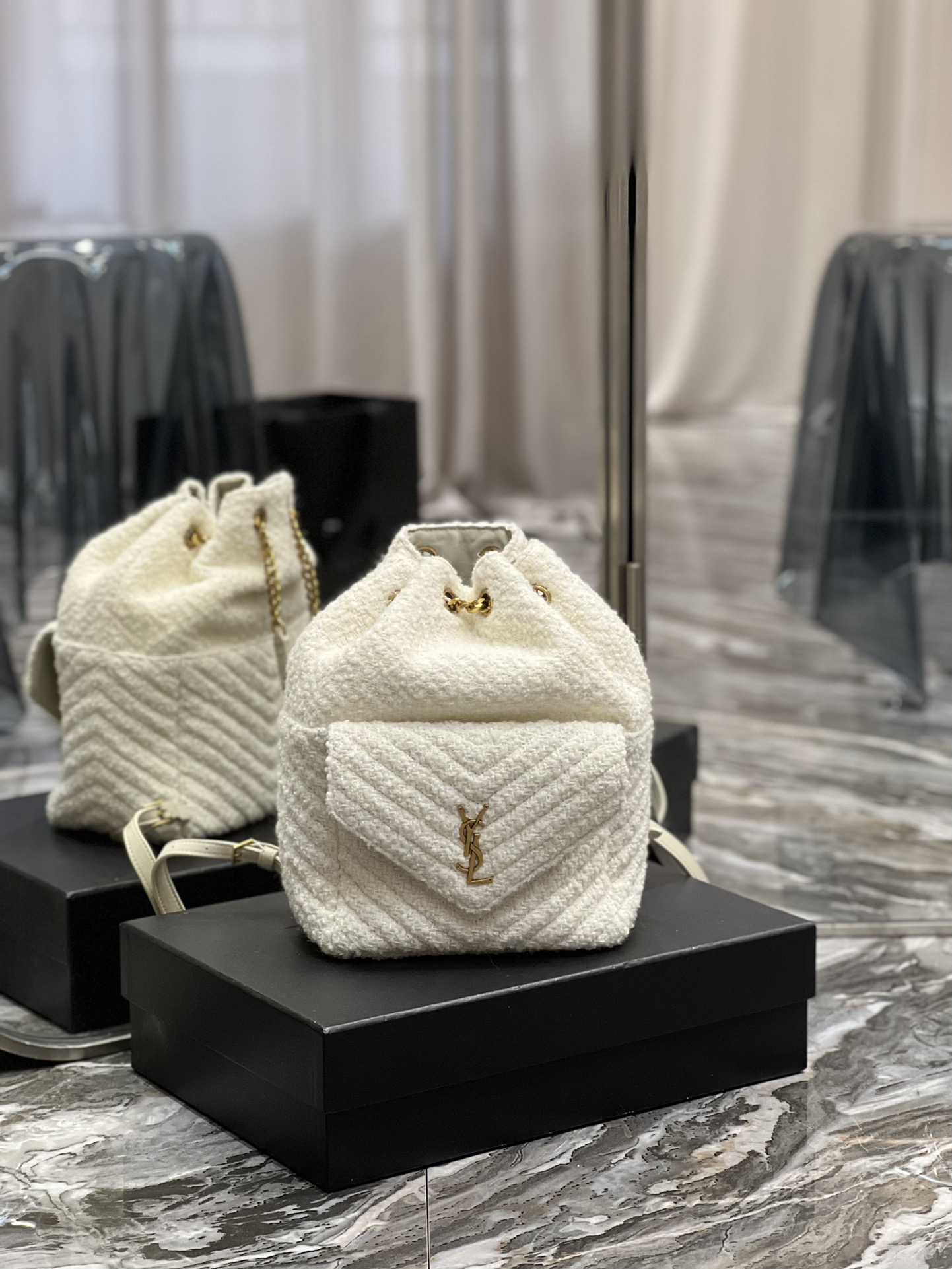 [TOP] Yves Saint Laurent YSL Joe Plush Backpack 22×29×15cm - White