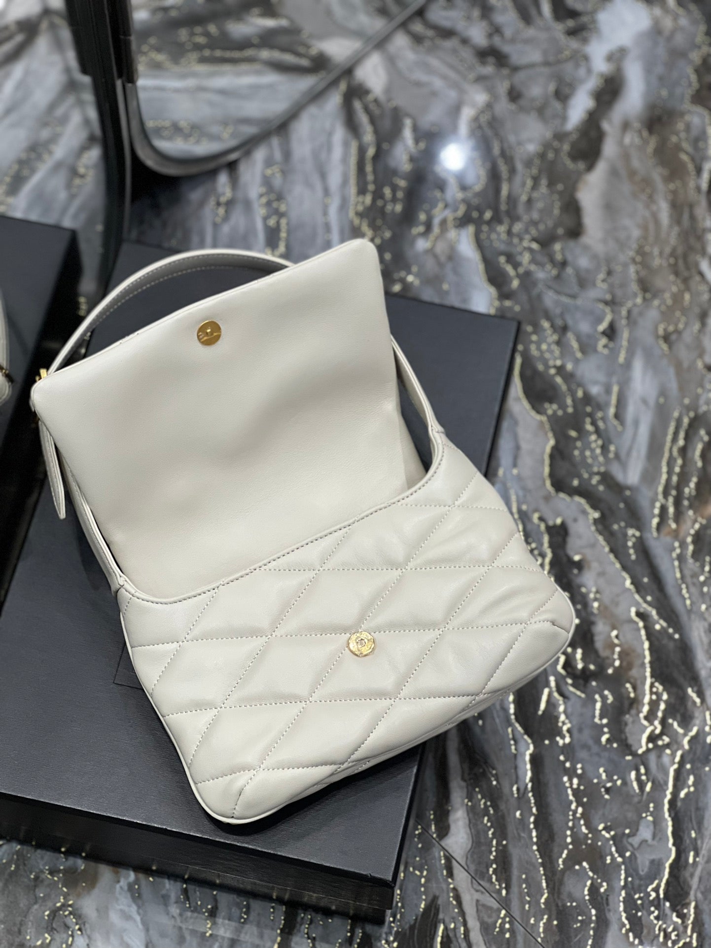 [TOP] Yves Saint Laurent YSL Le 57 Small Shoulder Bag - White